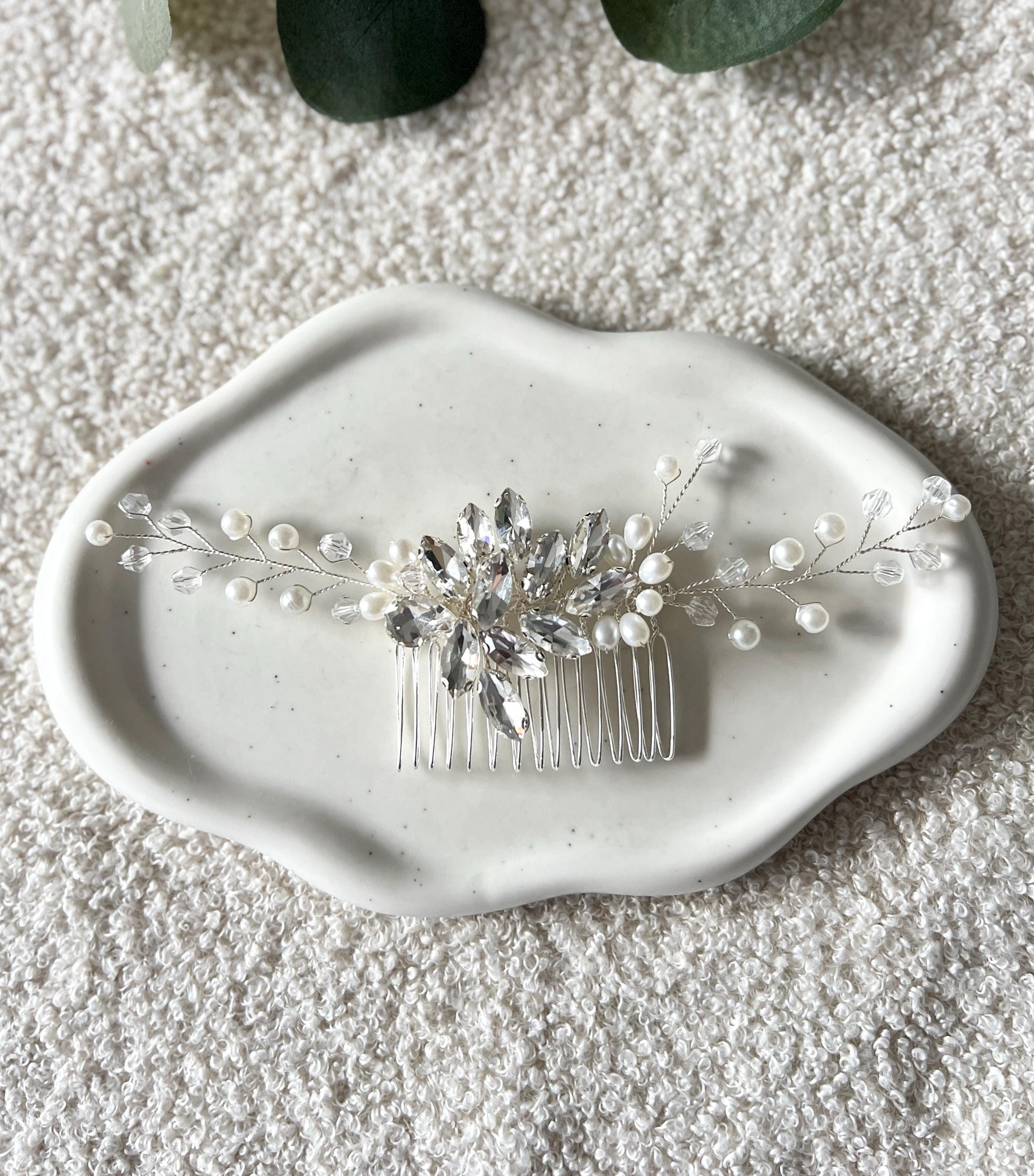 Haarkamm, Silber, weiße Perlen, glänzende Strass Steine, Brautschmuck, Haarschmuck Standesamt, Braut, Brautfrisur