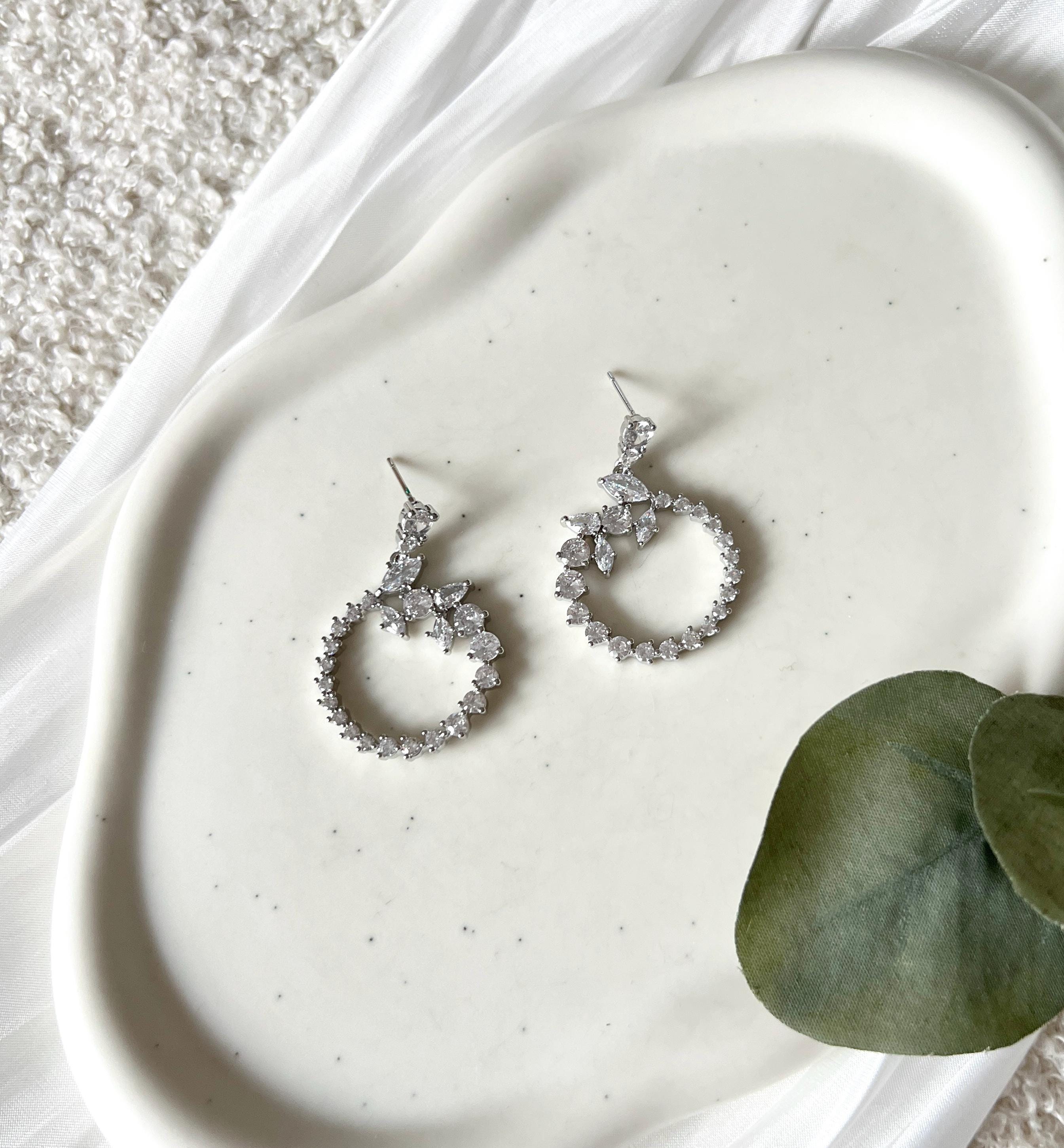 Brautohrringe, Silber, runde Ohrringe mit Strass, glänzend, Schmuck, Hochzeit, Brautschmuck, Ohrschmuck Brautjungfer, moderne Ohrstecker