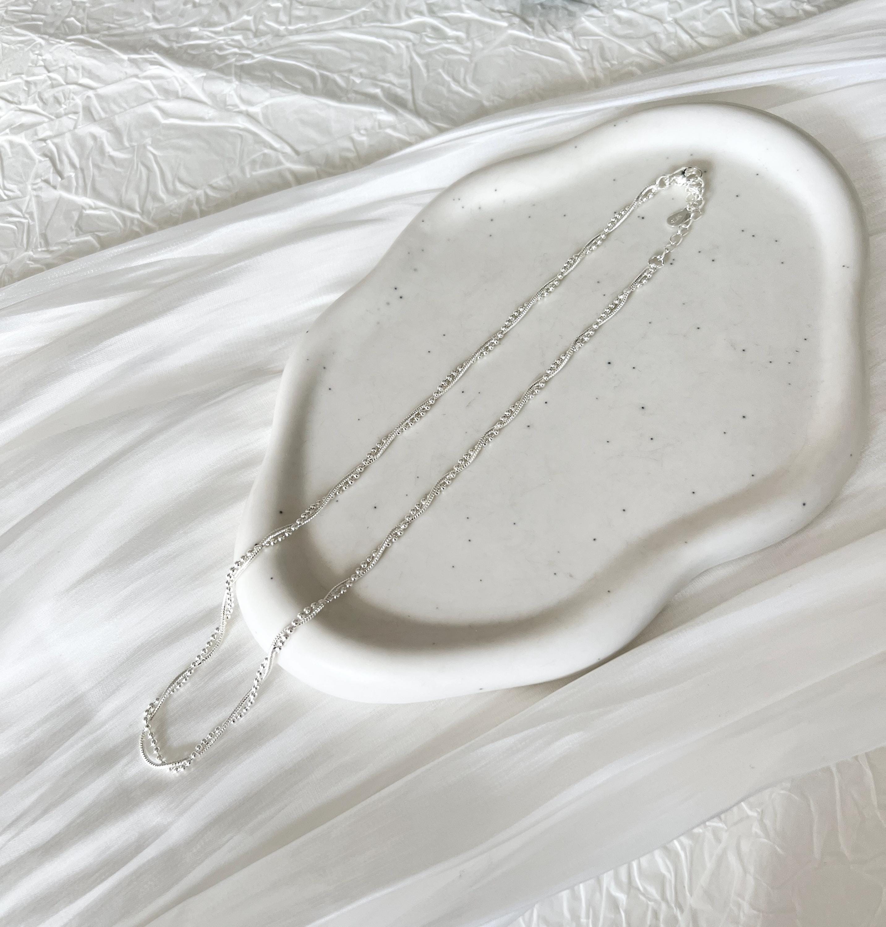 Halskette, Silber, gedrehtes Band, Kugelkette, Halsschmuck Braut, feiner Brautschmuck, Schmuck Hochzeit, Standesamt, kurze Kette