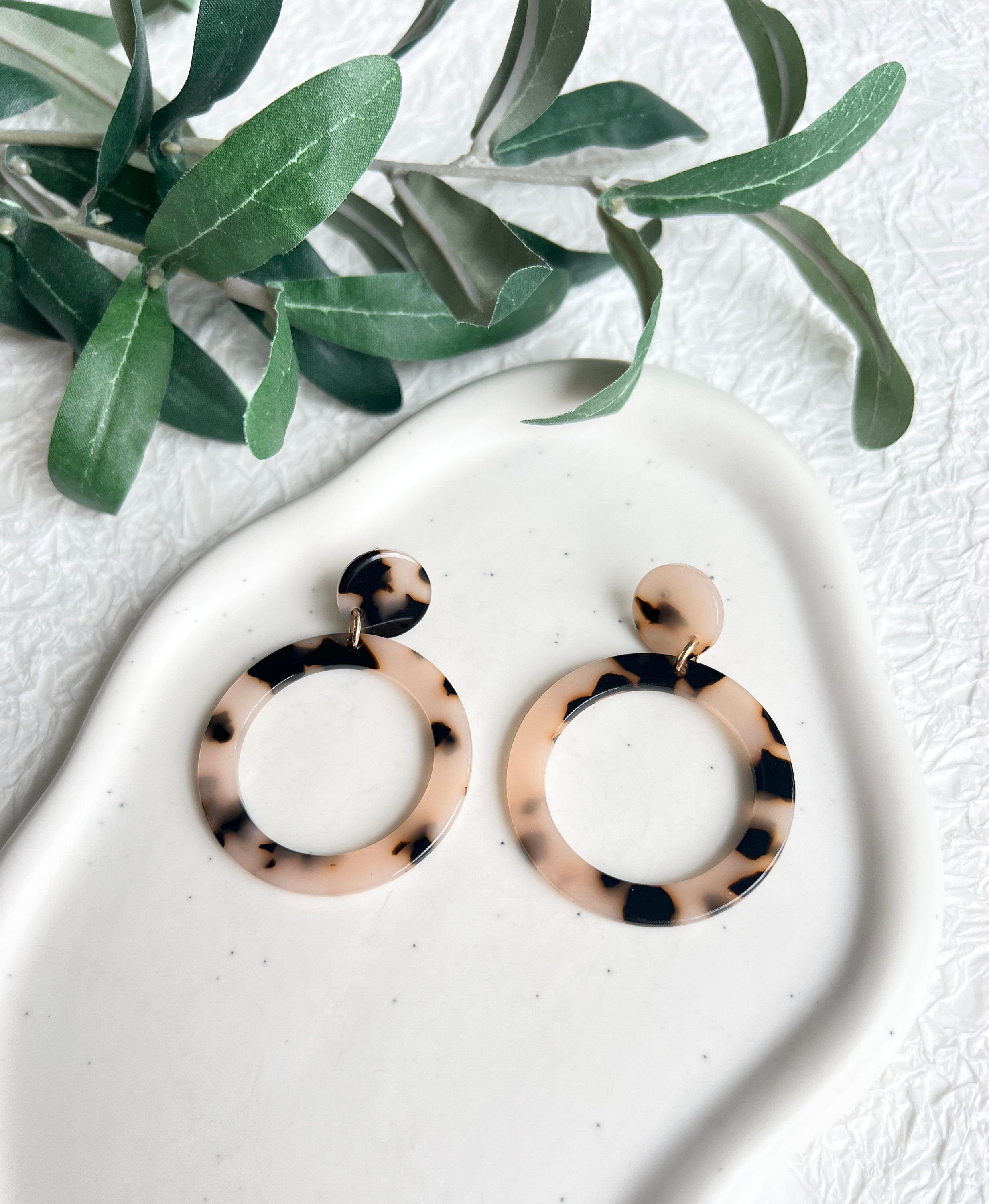 Acryl Ohrringe, rund, Puder / Braun, Kreis und Ring, Hängeohrringe, moderne Ohrstecker, glänzender,Ohrringe,Acryl, NEW IN, Ohrringe,schmuckbluete.de