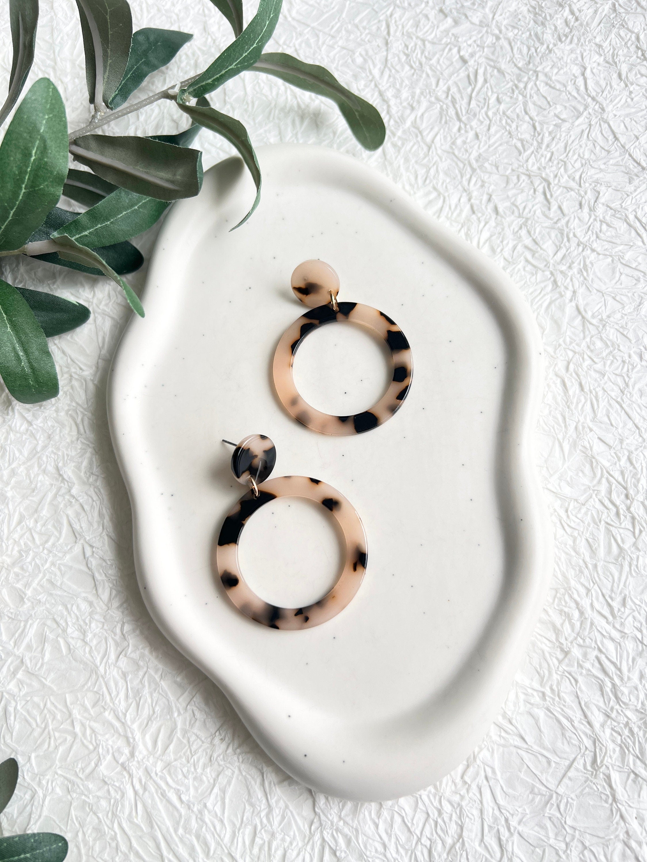 Acryl Ohrringe, rund, Puder / Braun, Kreis und Ring, Hängeohrringe, moderne Ohrstecker, glänzender,Ohrringe,Acryl, NEW IN, Ohrringe,schmuckbluete.de