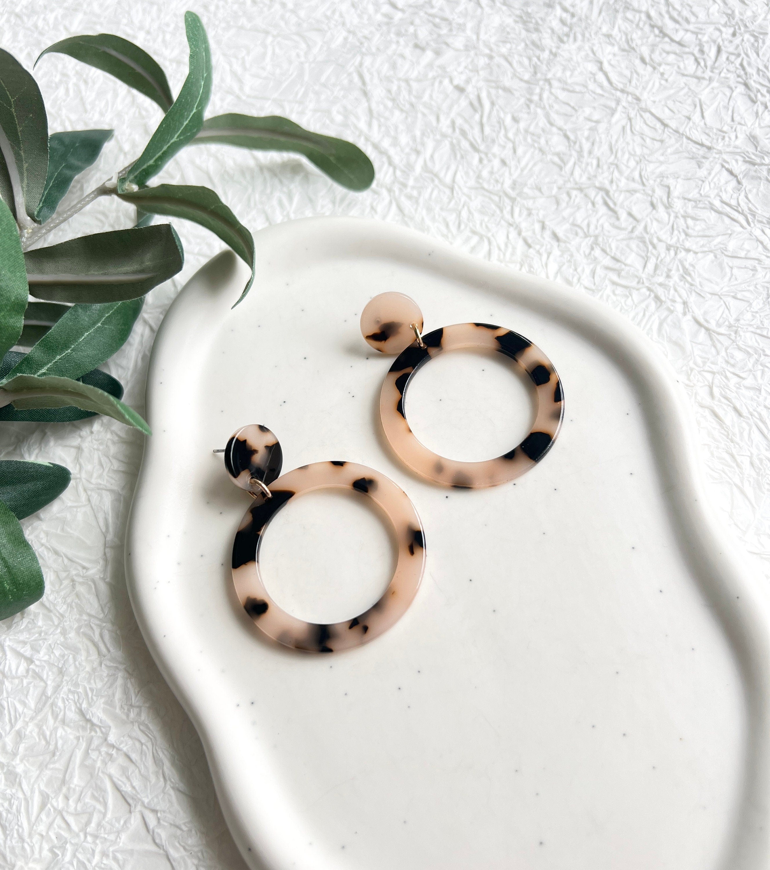 Acryl Ohrringe, rund, Puder / Braun, Kreis und Ring, Hängeohrringe, moderne Ohrstecker, glänzender,Ohrringe,Acryl, NEW IN, Ohrringe,schmuckbluete.de