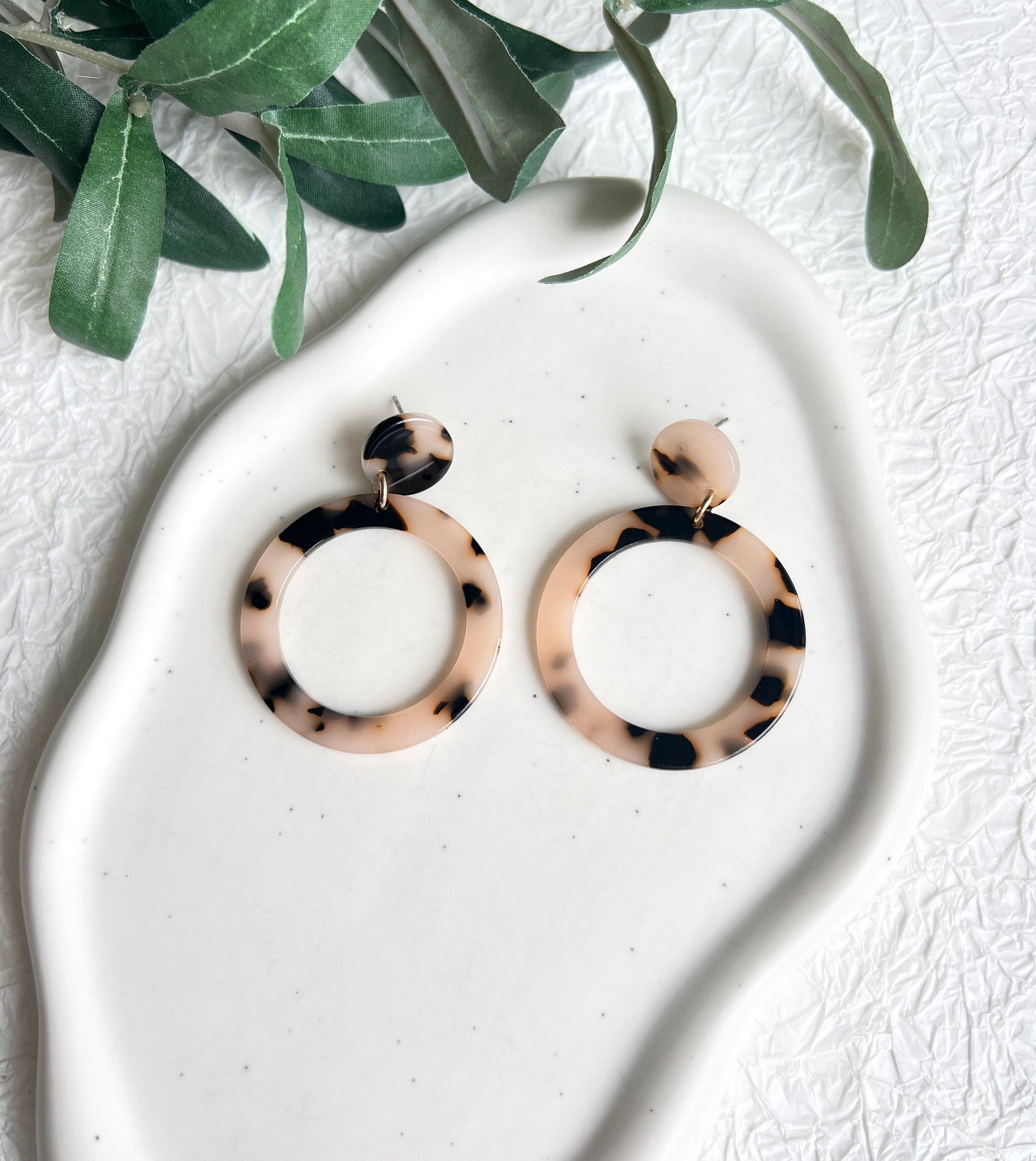 Acryl Ohrringe, rund, Puder / Braun, Kreis und Ring, Hängeohrringe, moderne Ohrstecker, glänzender,Ohrringe,Acryl, NEW IN, Ohrringe,schmuckbluete.de