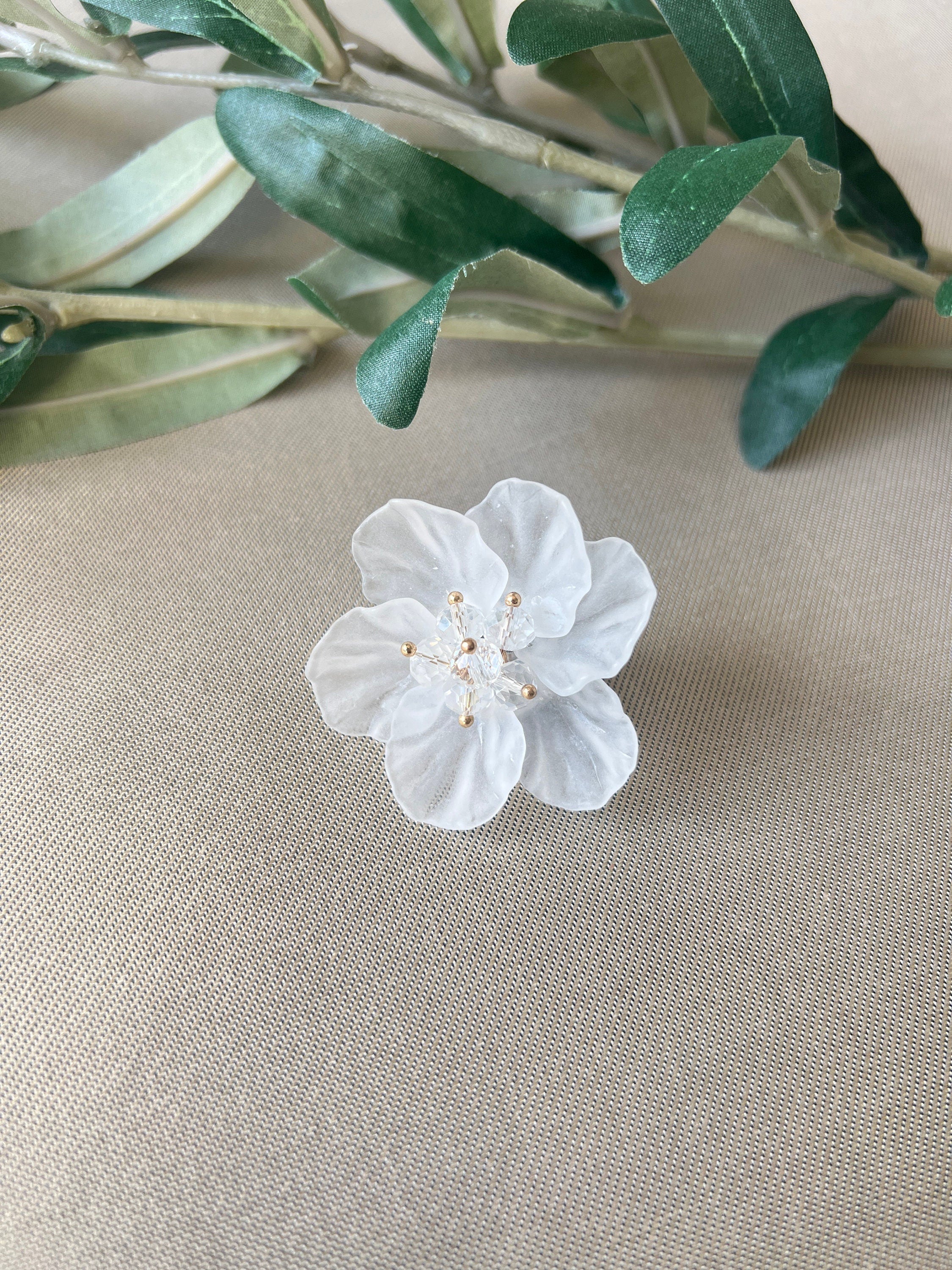 Blüten Ohrringe, leicht transparent, Ohrstecker, Brautschmuck, Brautohrringe, Hochzeit-Ohrringe-Schmuckblüte