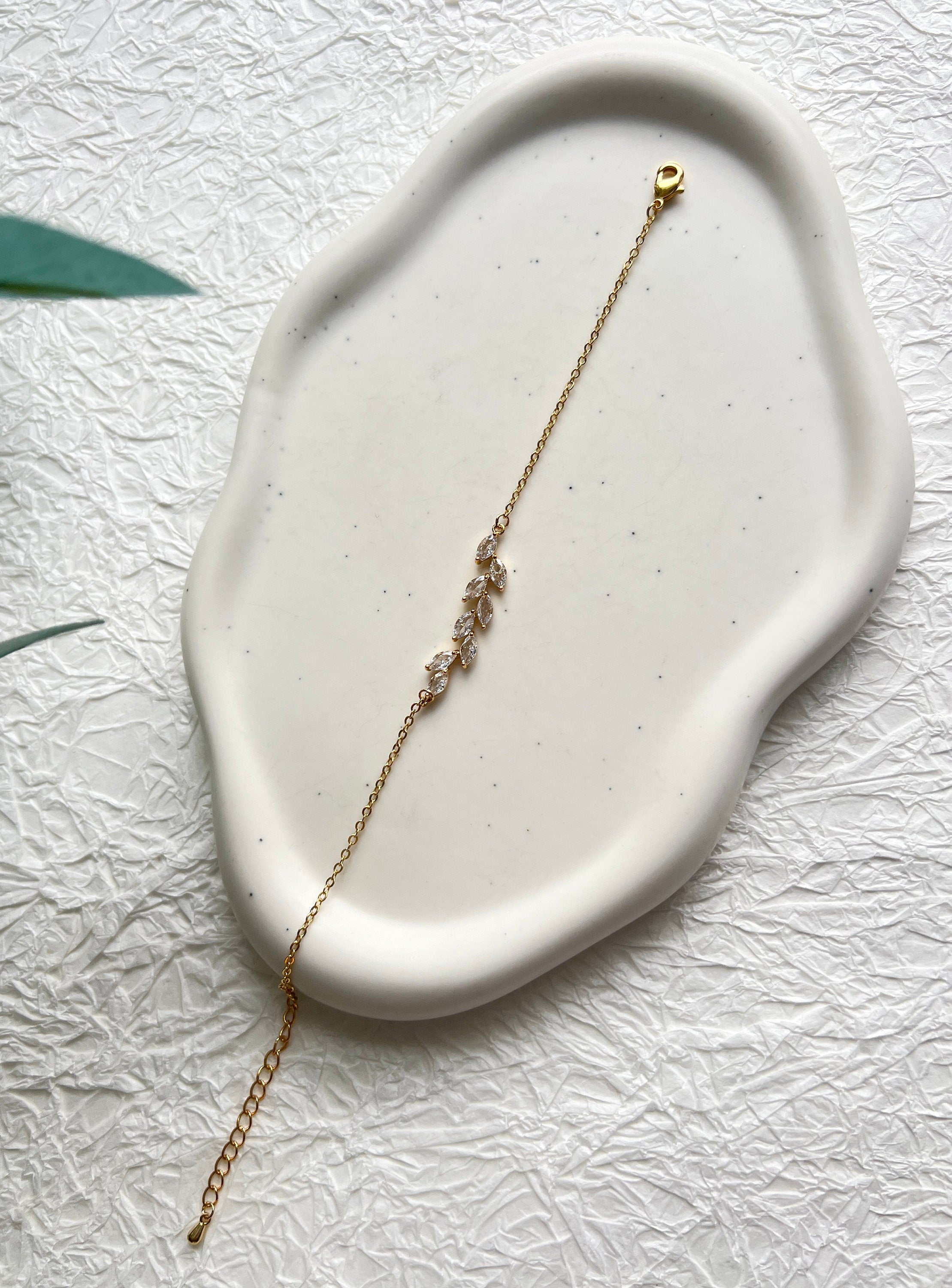 Braut Armband mit funkelnden Cubic Zirconia Steinen, verstellbare Länge - Roségold-Armbänder-Schmuckblüte