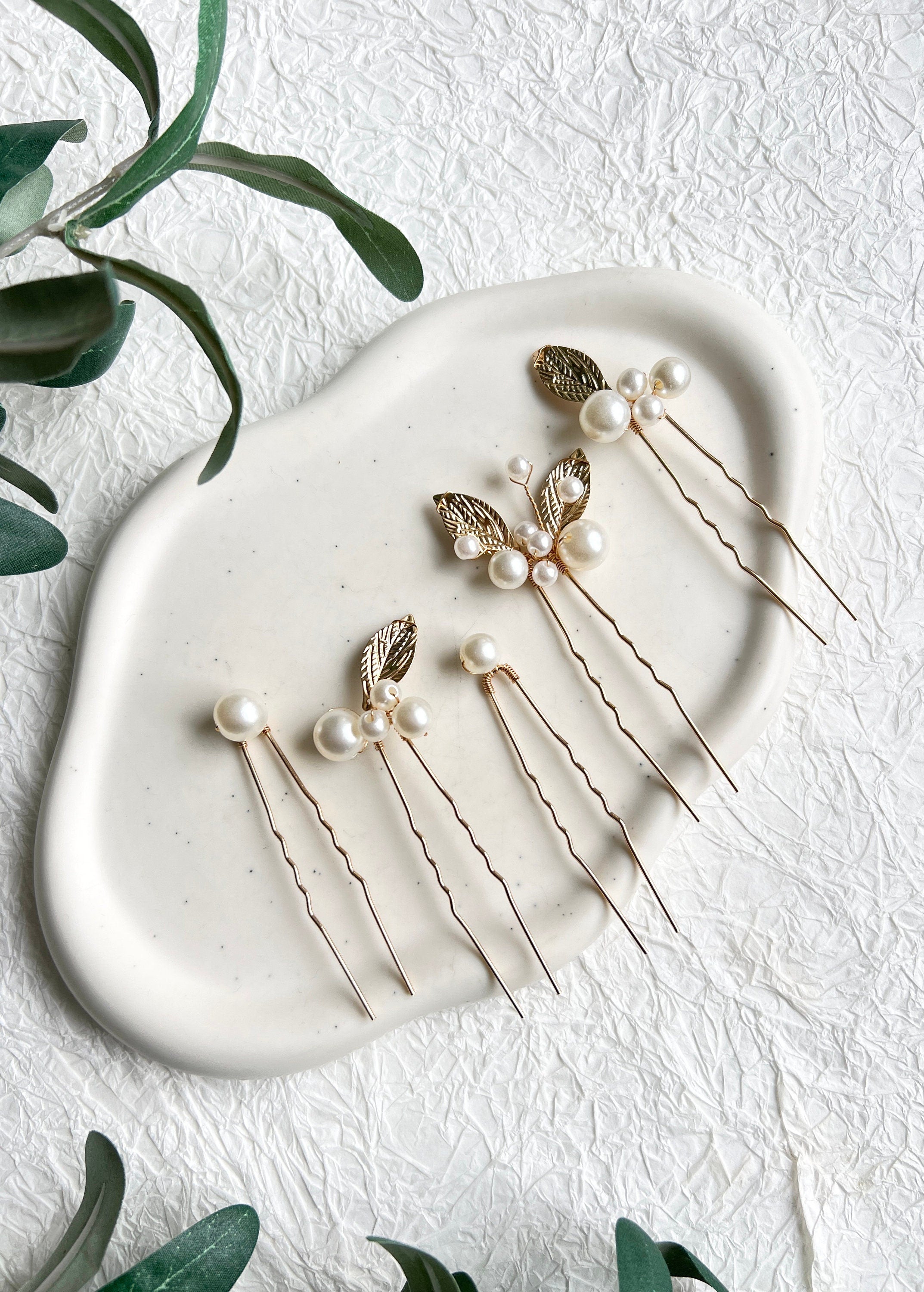 Haarnadeln mit weißen Perlen und goldenen Blättern, Braut, Haarschmuck, Set 5 Stück, Brautschmuck, Brautjungfer, Brautfrisur, Schmuck Hochzeit