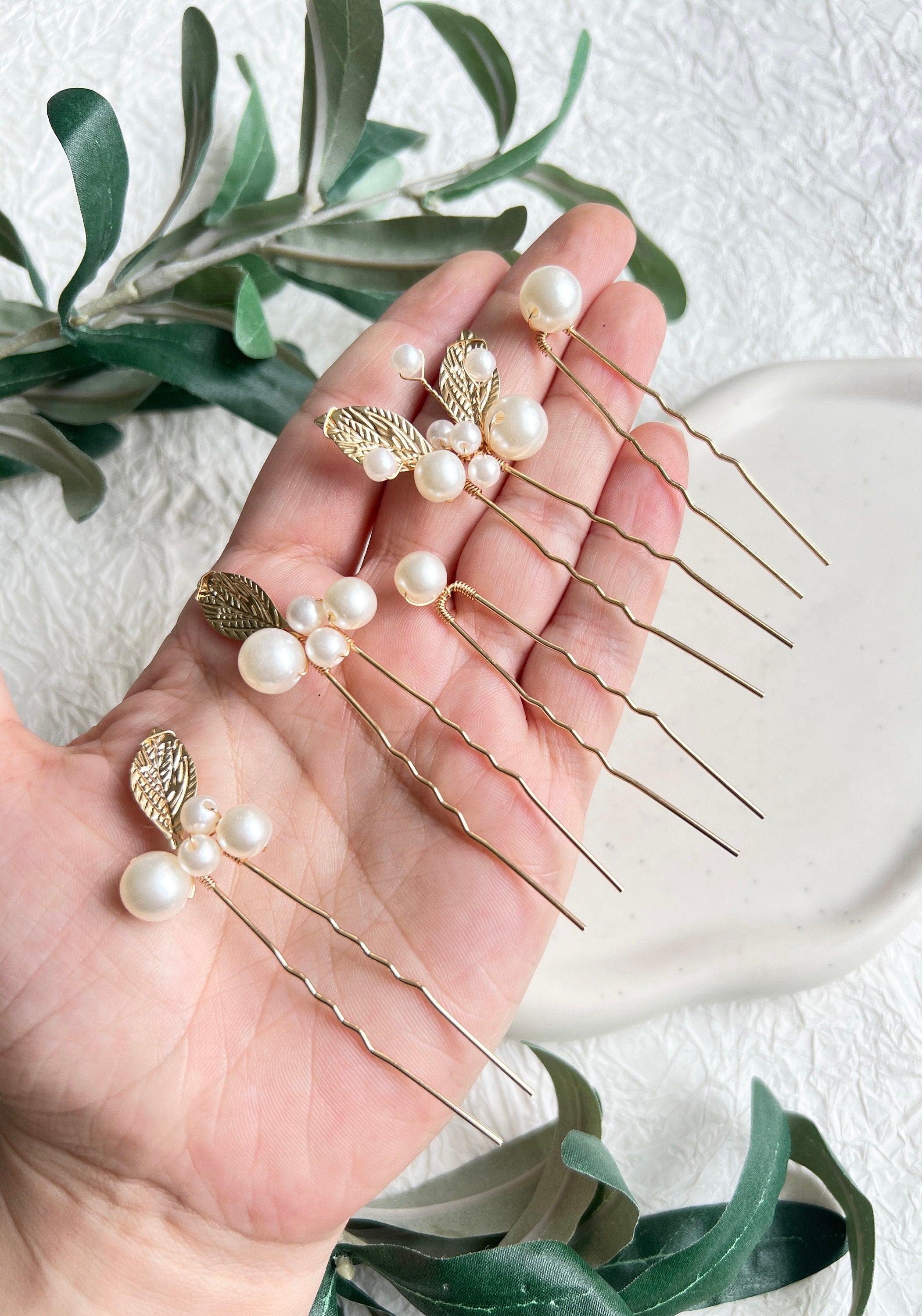 Haarnadeln mit weißen Perlen und goldenen Blättern, Braut, Haarschmuck, Set 5 Stück, Brautschmuck, Brautjungfer, Brautfrisur, Schmuck Hochzeit