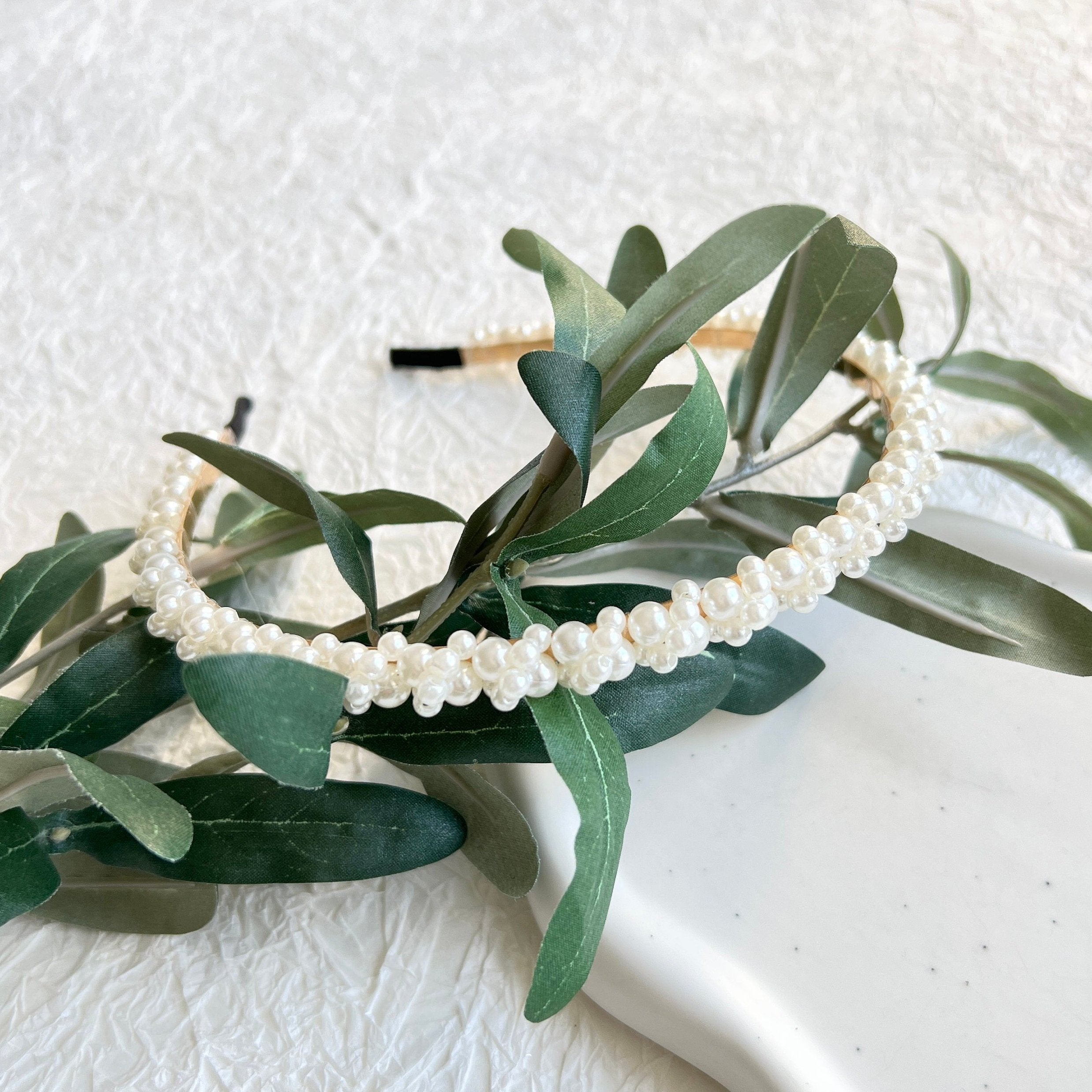 Braut Haarschmuck, Gold, Weiß, Perlen Schmuck, Haarreif, Hochzeit, Brauthaarschmuck, Brautschmuck,-Brauthaarschmuck-Schmuckblüte