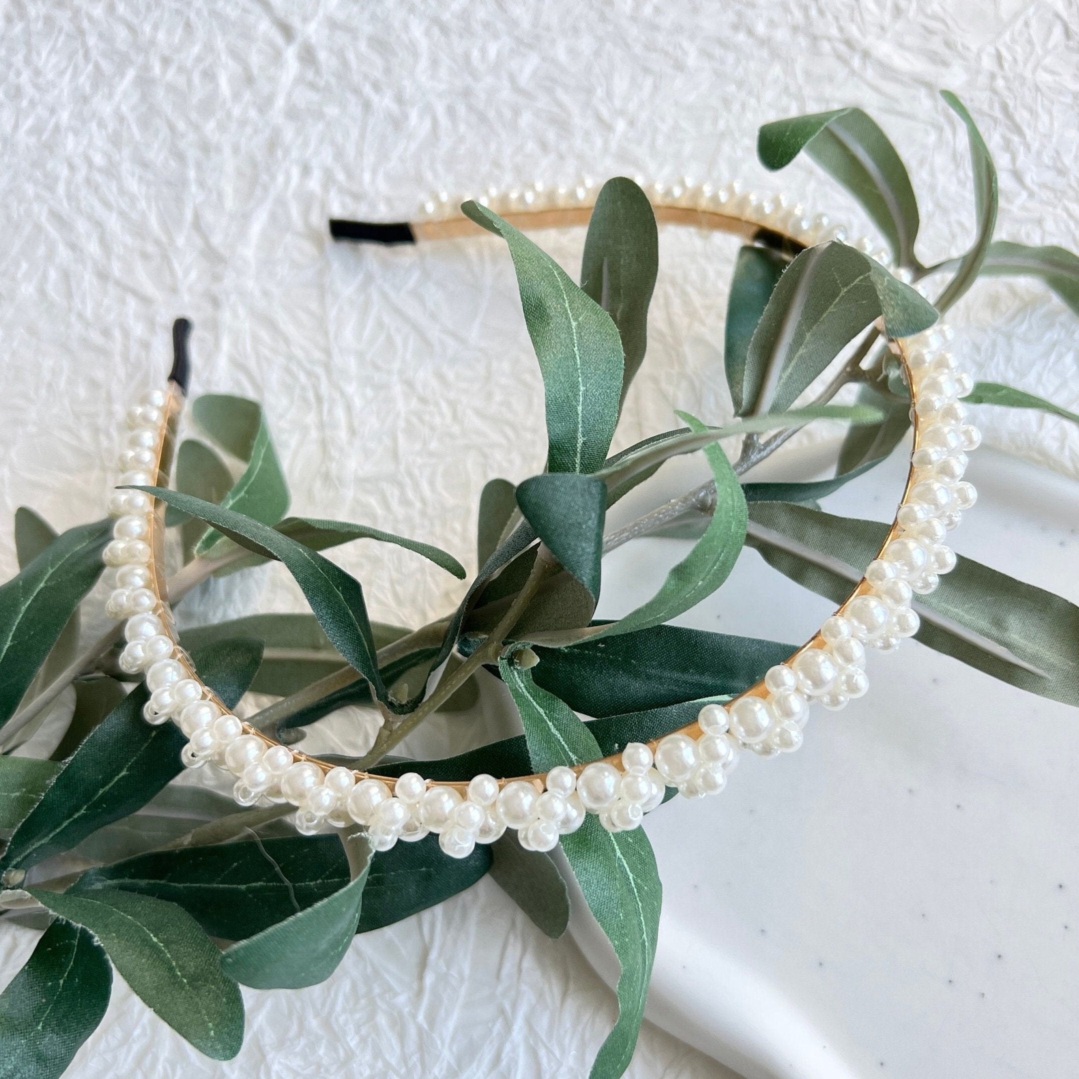 Braut Haarschmuck, Gold, Weiß, Perlen Schmuck, Haarreif, Hochzeit, Brauthaarschmuck, Brautschmuck,-Brauthaarschmuck-Schmuckblüte
