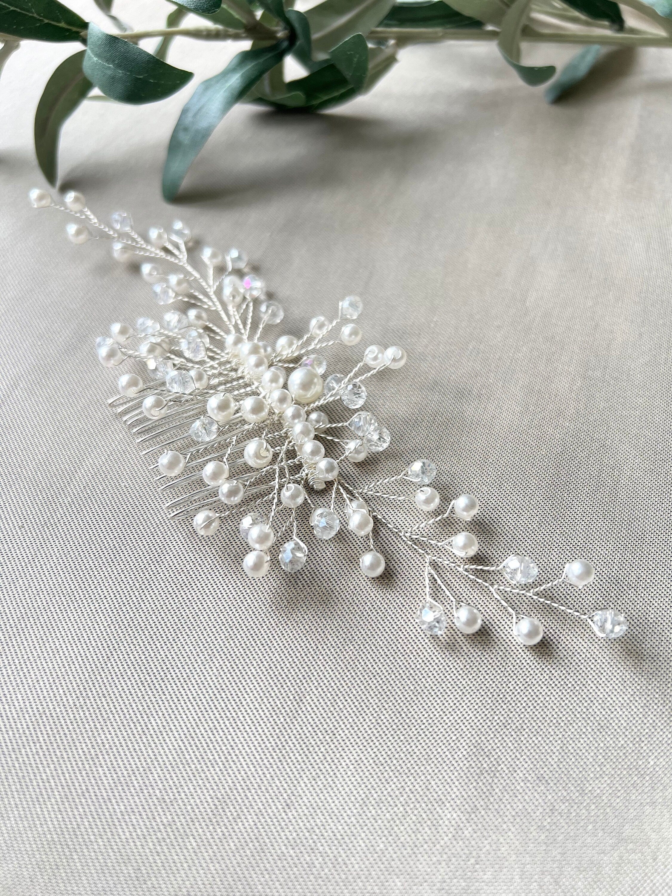 Braut Haarschmuck, Haarkamm, Perlen weiß und transparent, Brautschmuck, Silber Braut Schmuck,-Brauthaarschmuck-Schmuckblüte