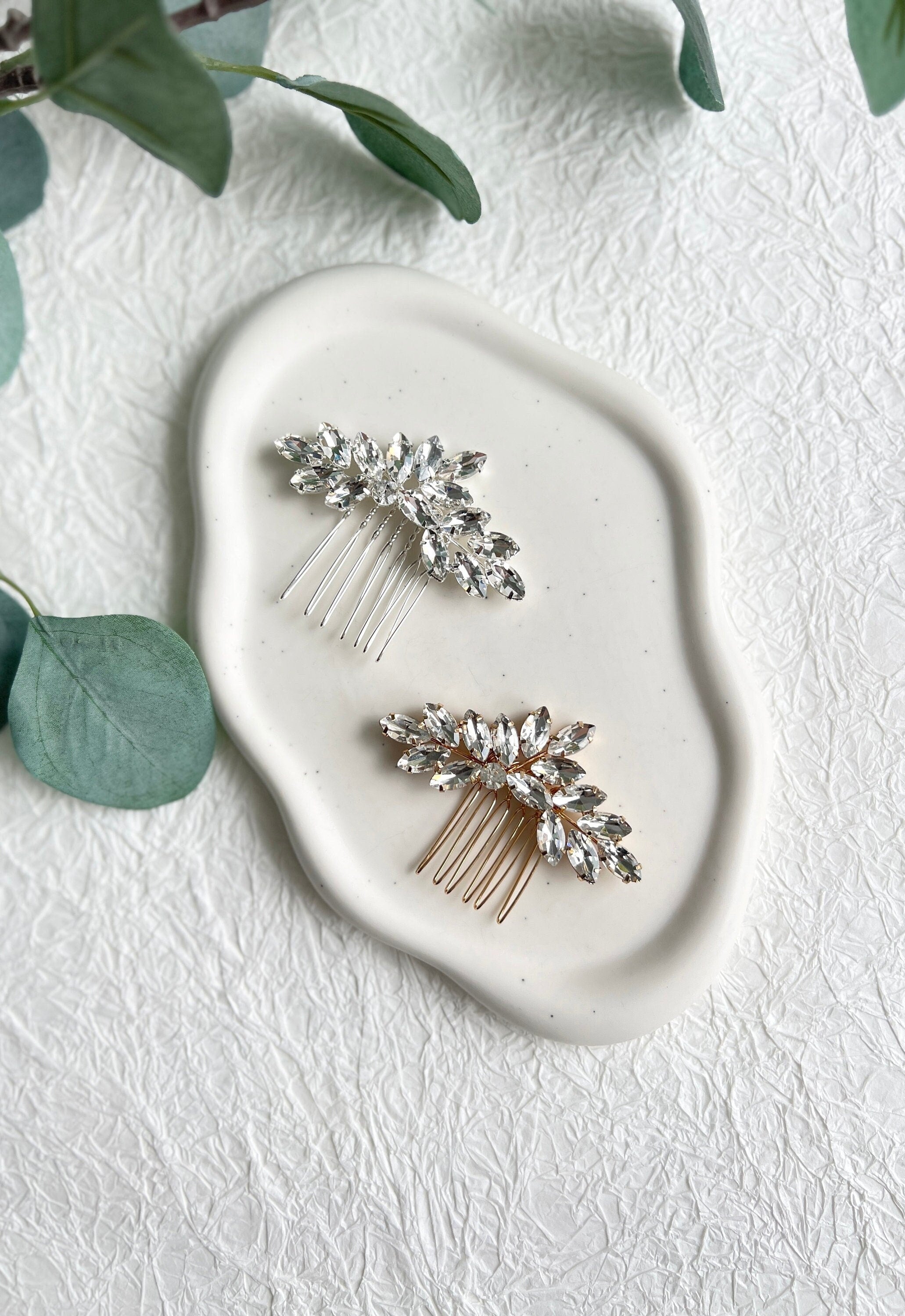 Braut Haarschmuck, Haarkamm, Silber oder Gold, funkelnde Strass Steine, Brautschmuck, - Gold-Brauthaarschmuck-Schmuckblüte