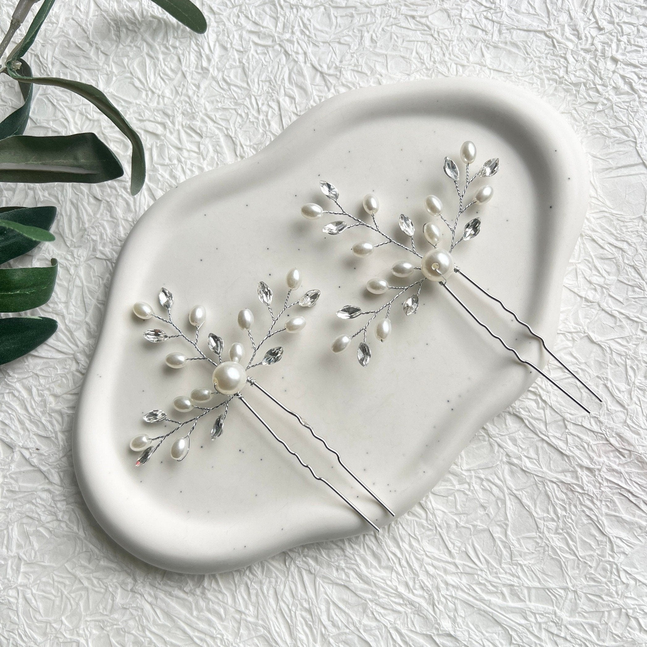 Braut Haarschmuck, Haarspange, Silber, weiße Perlen und Strass, Haarnadeln, Einzeln oder - 2 Stück-Brauthaarschmuck-Schmuckblüte