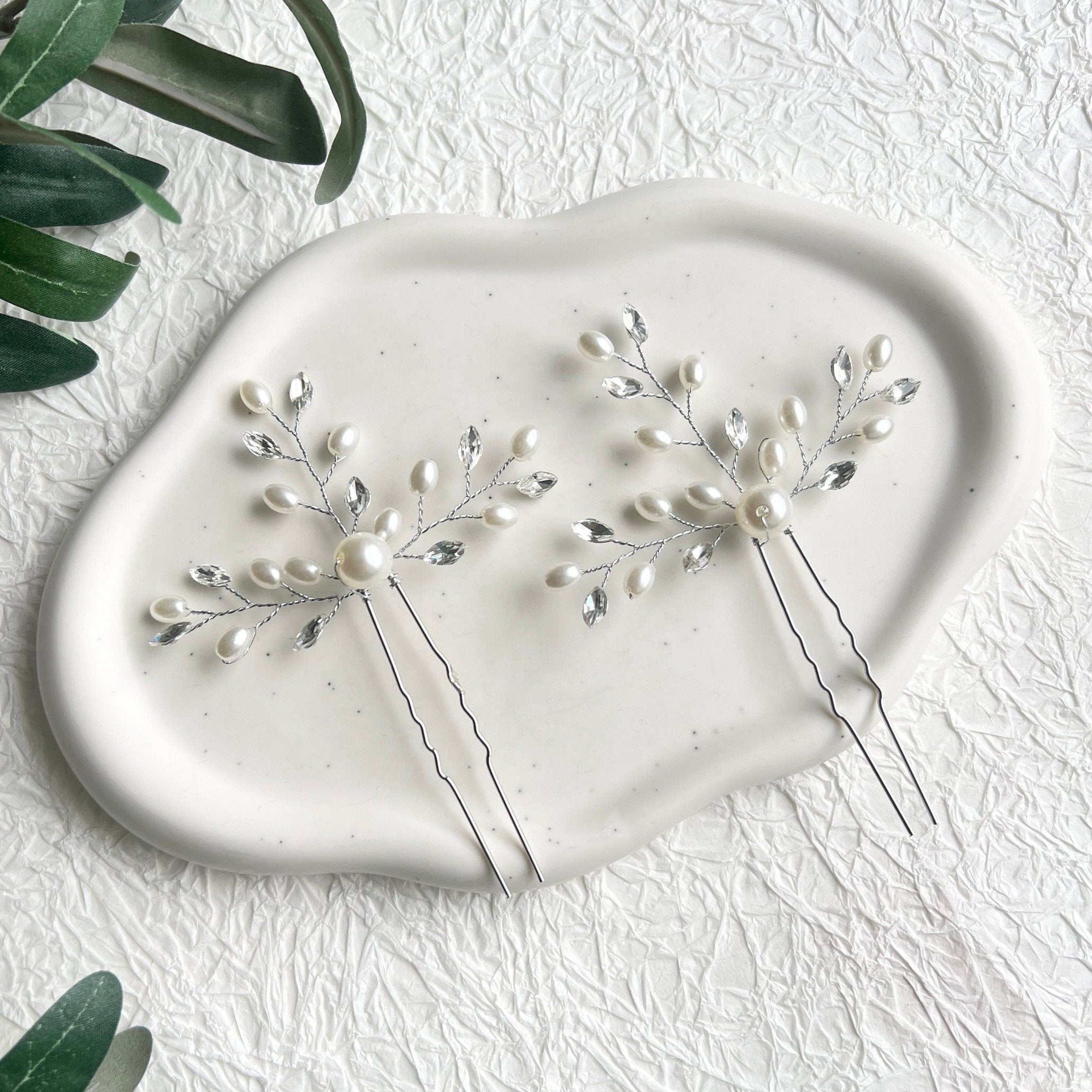 Braut Haarschmuck, Haarspange, Silber, weiße Perlen und Strass, Haarnadeln, Einzeln oder - 2 Stück-Brauthaarschmuck-Schmuckblüte