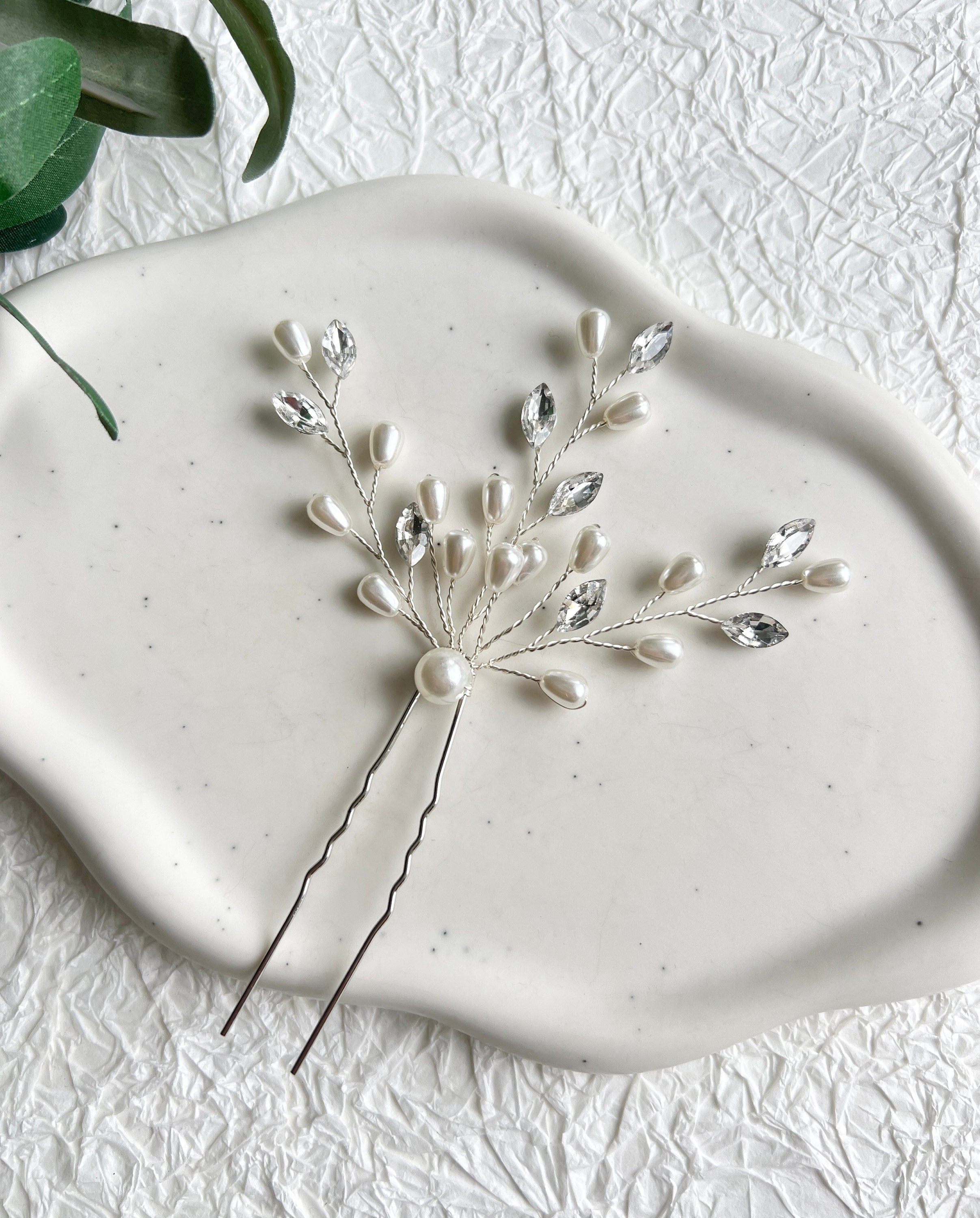 Braut Haarschmuck, Haarspange, Silber, weiße Perlen und Strass Steine, Haarnadeln, Brautschmuck,-Brauthaarschmuck-Schmuckblüte