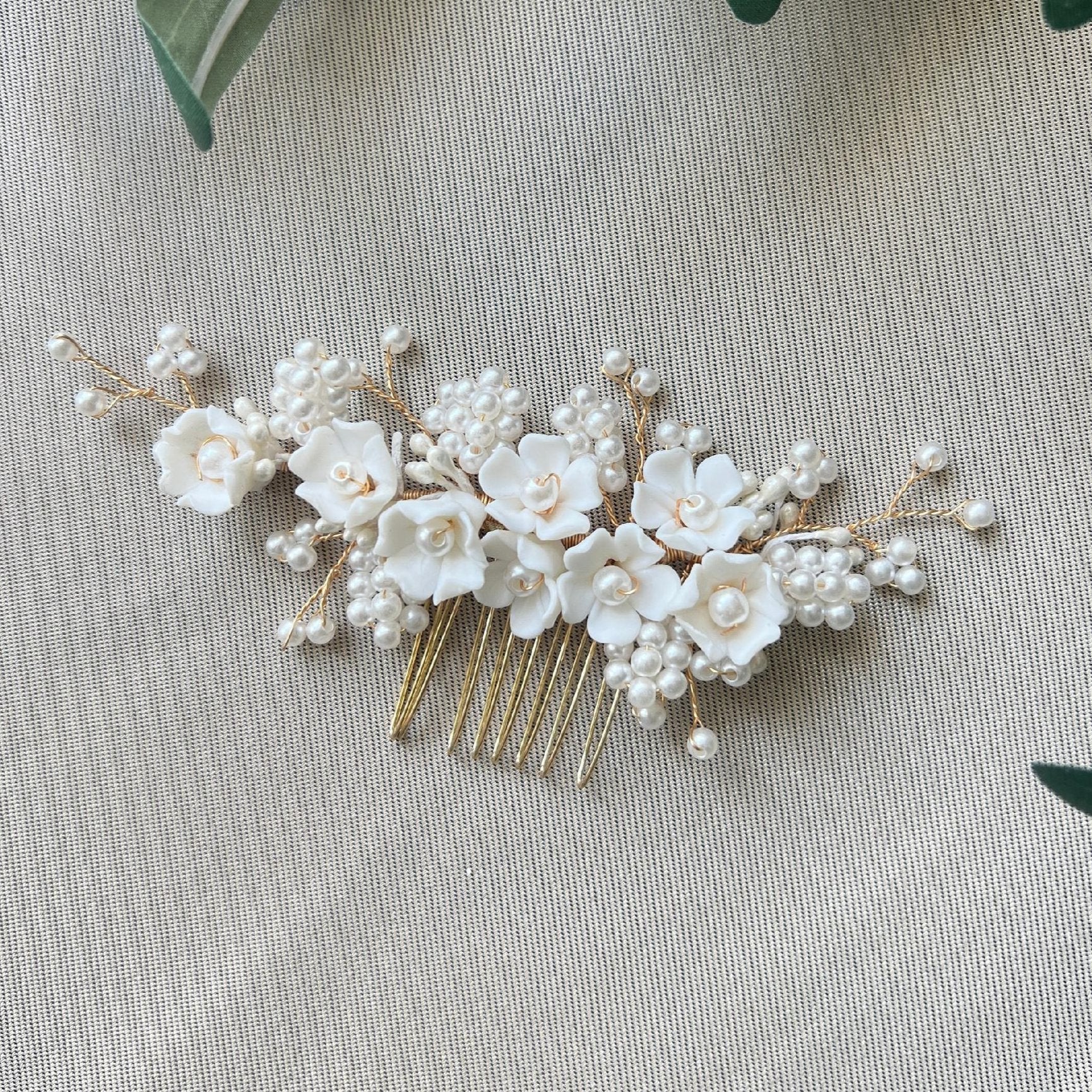 Braut Haarschmuck, Perlen Haarkamm, gold, Hochzeit, Blumen, Vintage, hochwertiger Brauthaarschmuck, Brautfrisur, Braut Zubehör-Brauthaarschmuck-Schmuckblüte