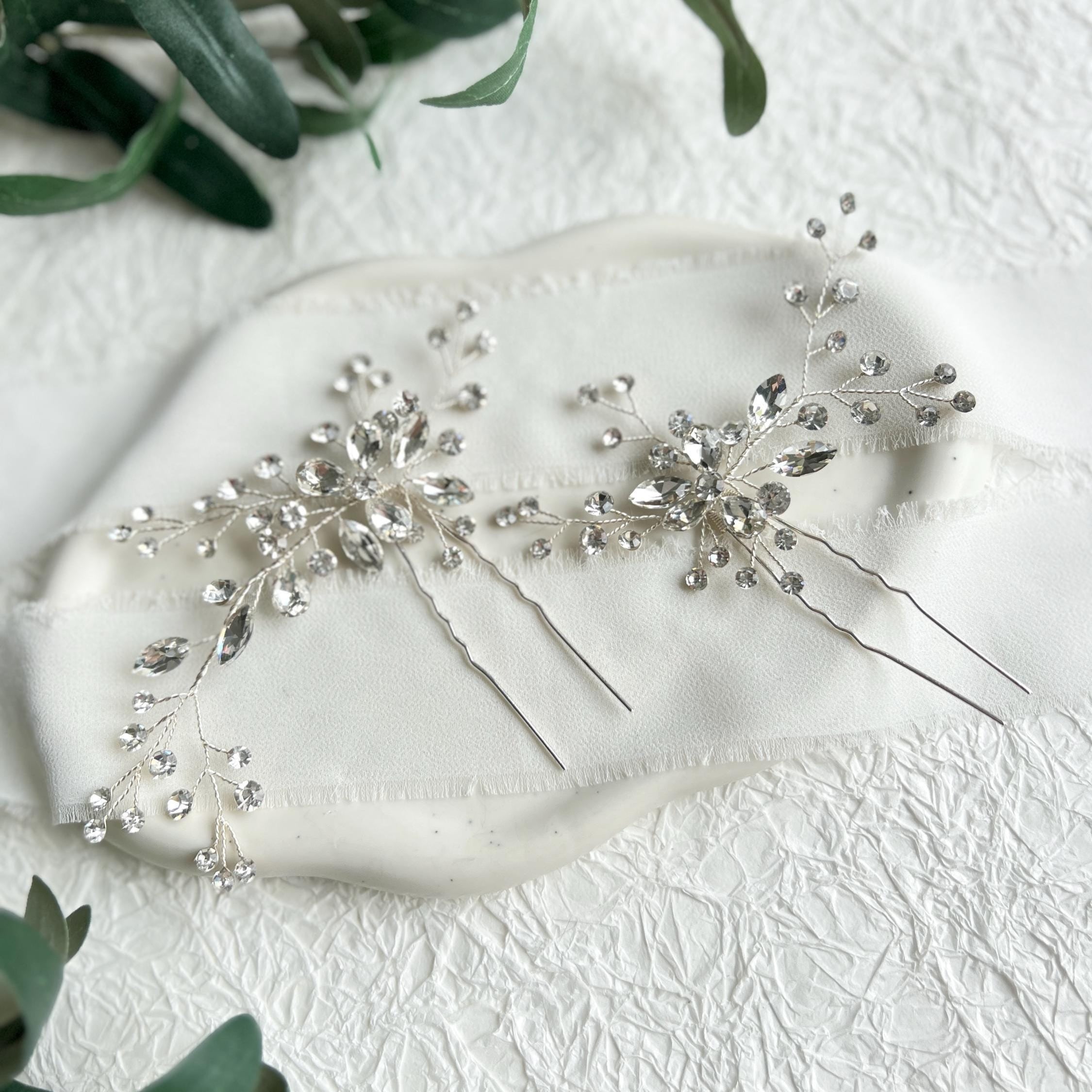Haarnadel, Set, Silber, Haarspangen mit Strasssteinen, Brautschmuck, Brautfrisur, Schmuck Hochzeit, glänzender Haarschmuck, Braut