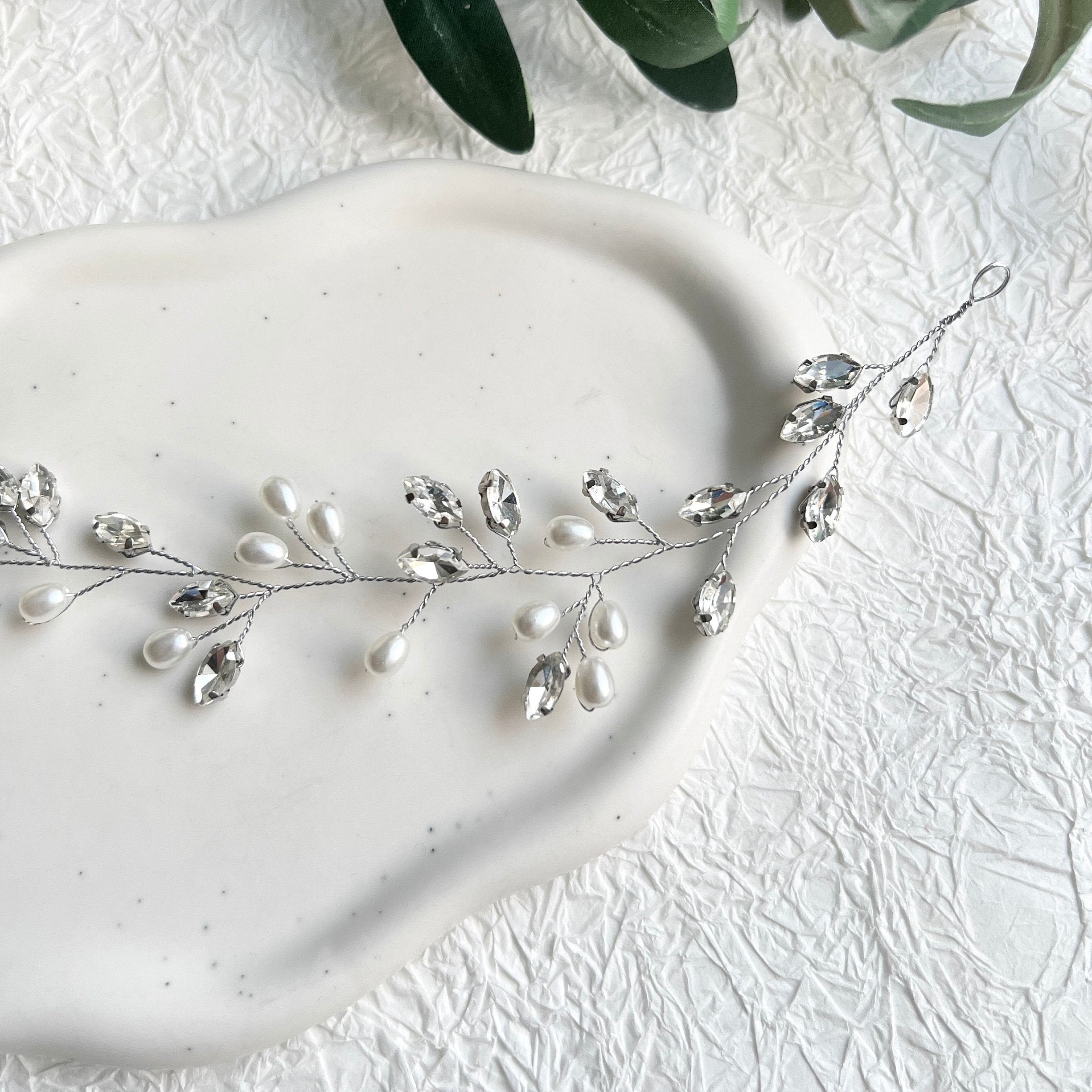 Braut Haarschmuck, Silber Haarrebe mit Perlen, Strass, Haar Hochzeit, Brautschmuck,-Brauthaarschmuck-Schmuckblüte