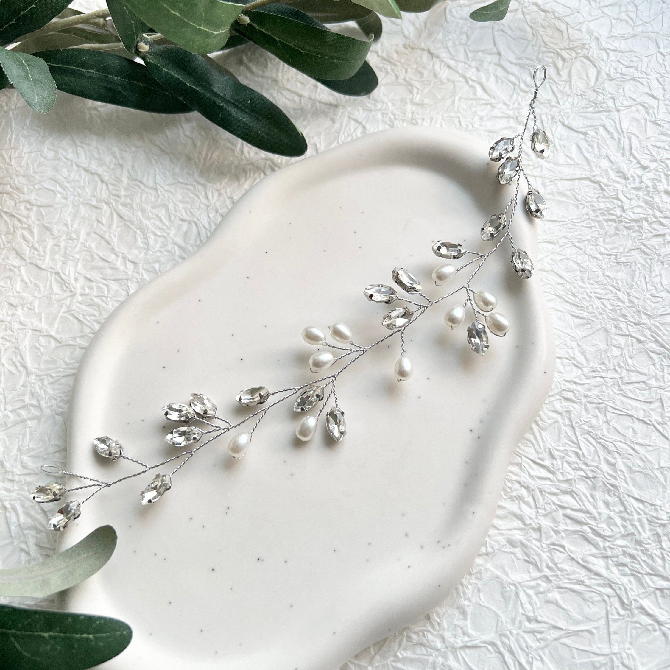Braut Haarschmuck, Silber Haarrebe mit Perlen, Strass, Haar Hochzeit, Brautschmuck,-Brauthaarschmuck-Schmuckblüte
