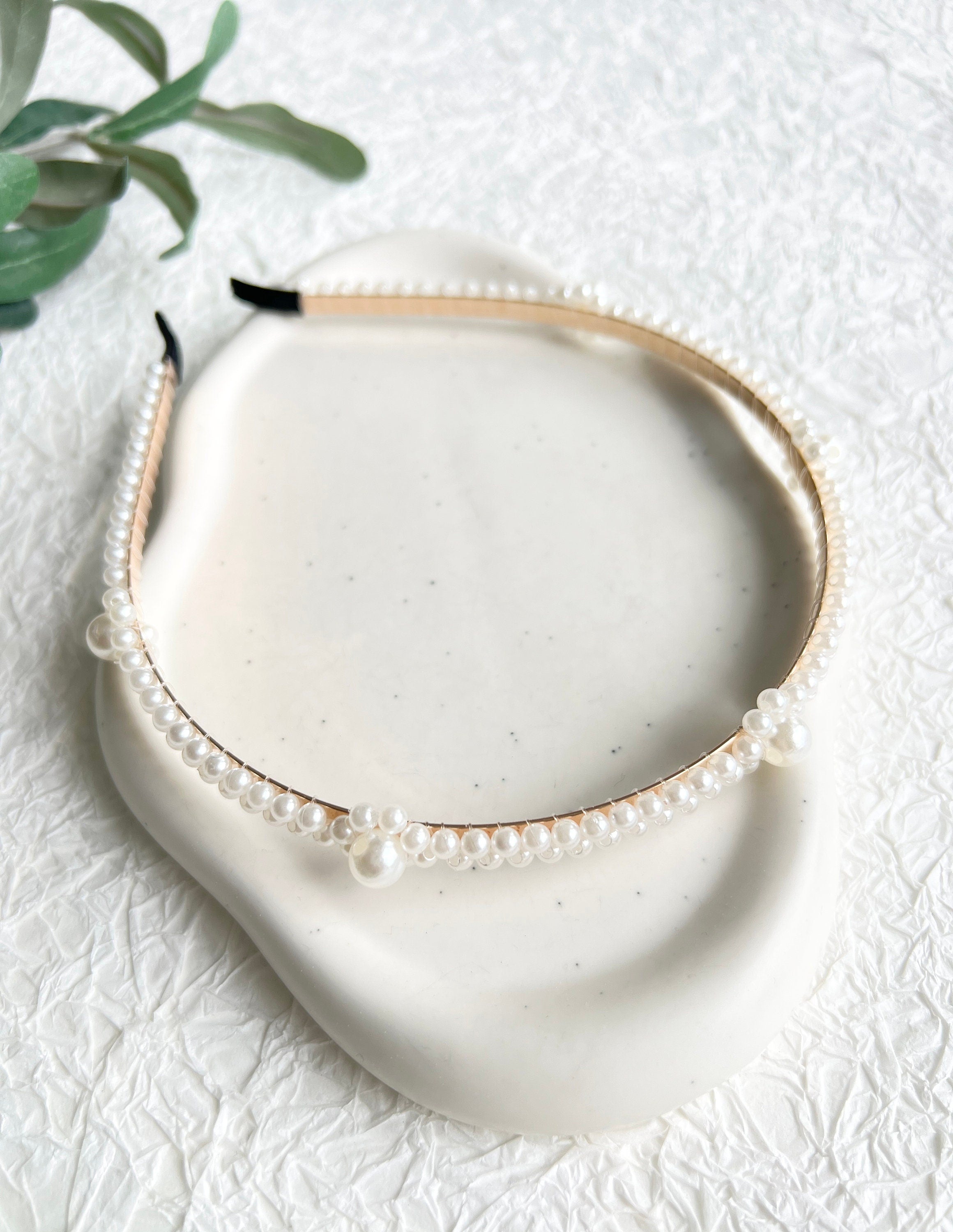 Braut Haarschmuck, Weiß, Gold, Perlen Schmuck, Haarreif, Hochzeit, Brauthaarschmuck, Brautschmuck,-Brauthaarschmuck-Schmuckblüte