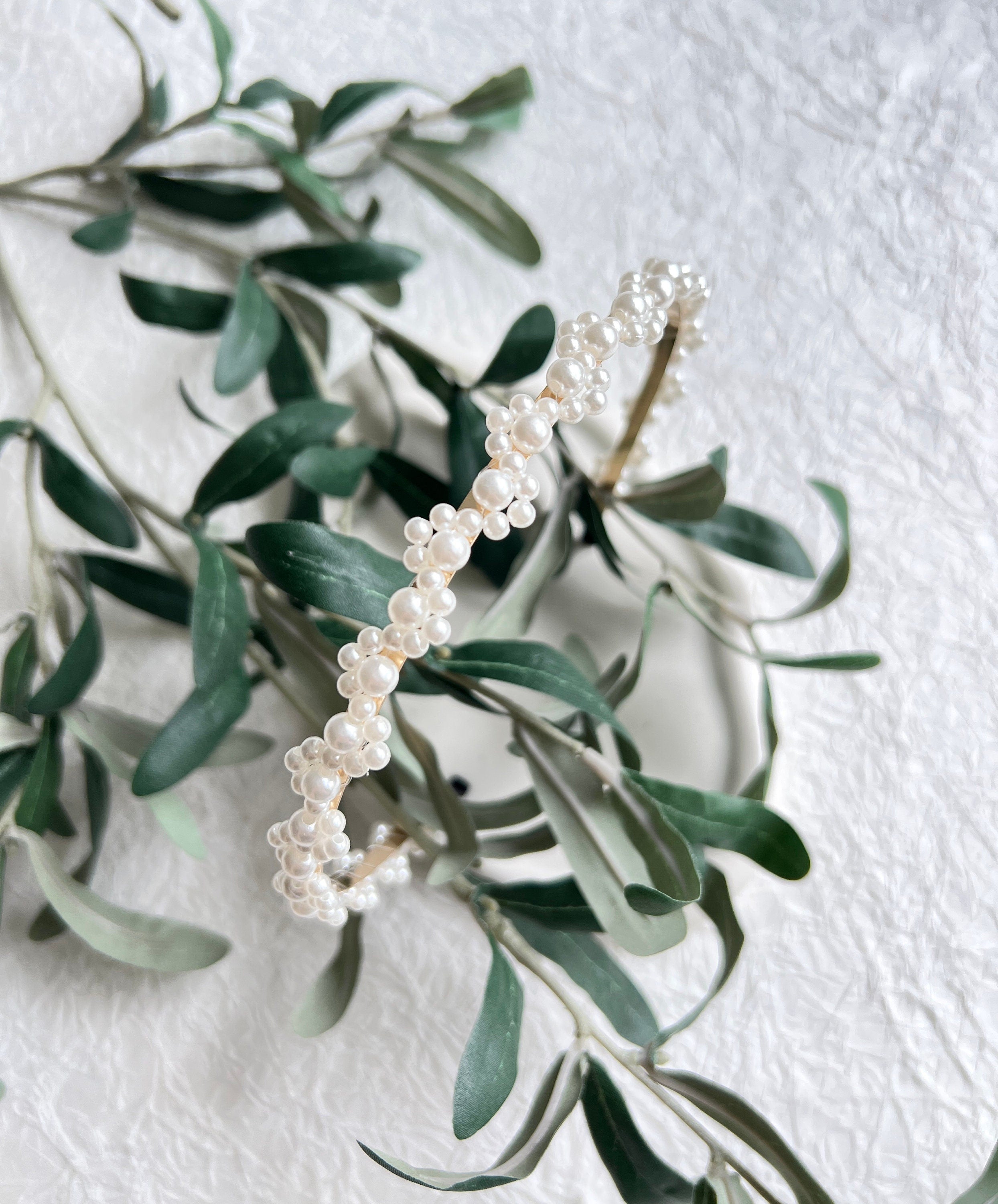 Braut Haarschmuck, Weiß, Gold, Perlen Schmuck, Haarreif, Hochzeit, Brauthaarschmuck, Brautschmuck,-Brauthaarschmuck-Schmuckblüte