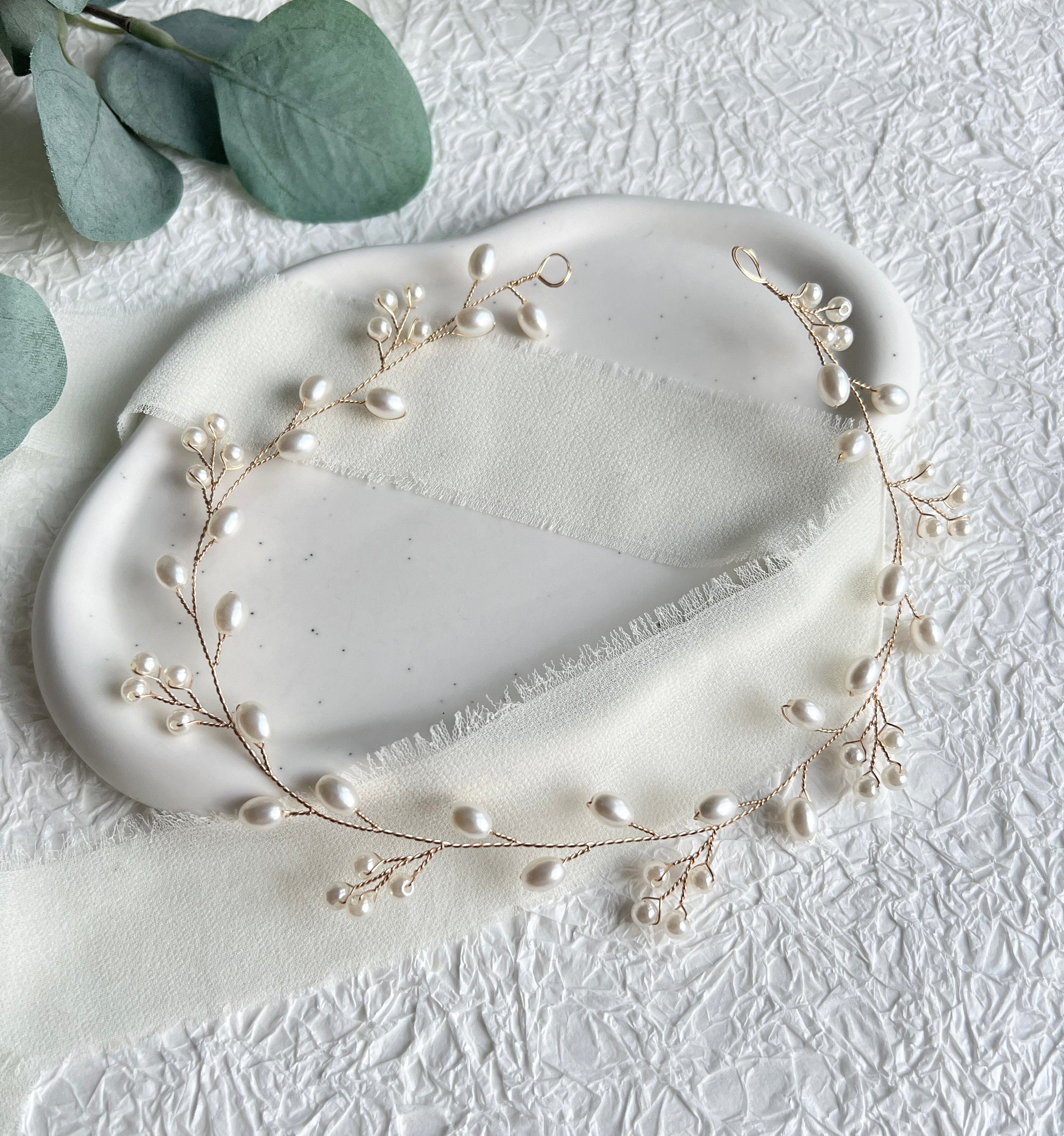 Braut Haarschmuck, hell gold mit Perlen, Haar Hochzeit, Brautschmuck, Hochzeitshaarband, Haarkranz,-Brauthaarschmuck-Schmuckblüte