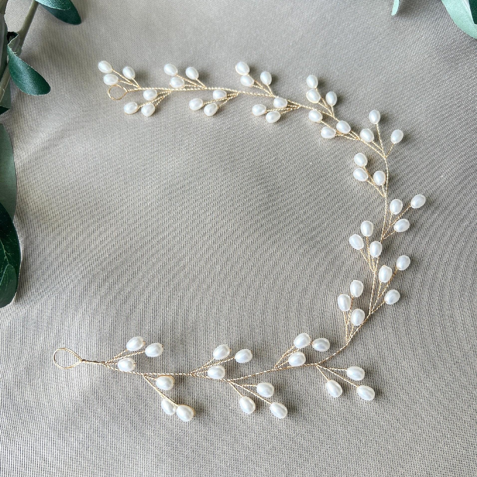 Braut Haarschmuck, hell gold mit Perlen, Hochzeit, Brautschmuck, Hochzeitshaarband, Haarkranz, Haarranke-Brauthaarschmuck-Schmuckblüte