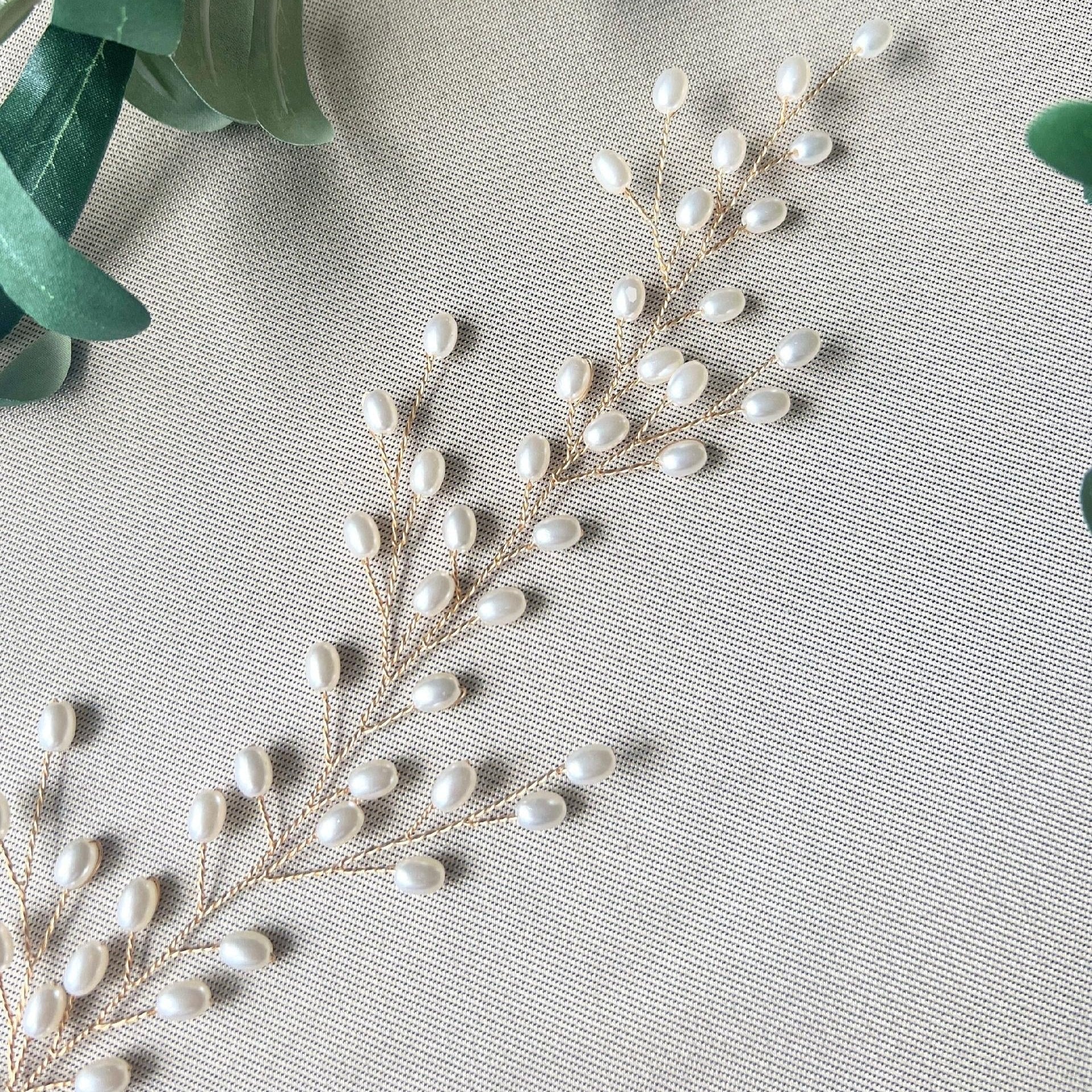 Braut Haarschmuck, hell gold mit Perlen, Hochzeit Schmuck, Brautschmuck, Hochzeitshaarband,-Brauthaarschmuck-Schmuckblüte