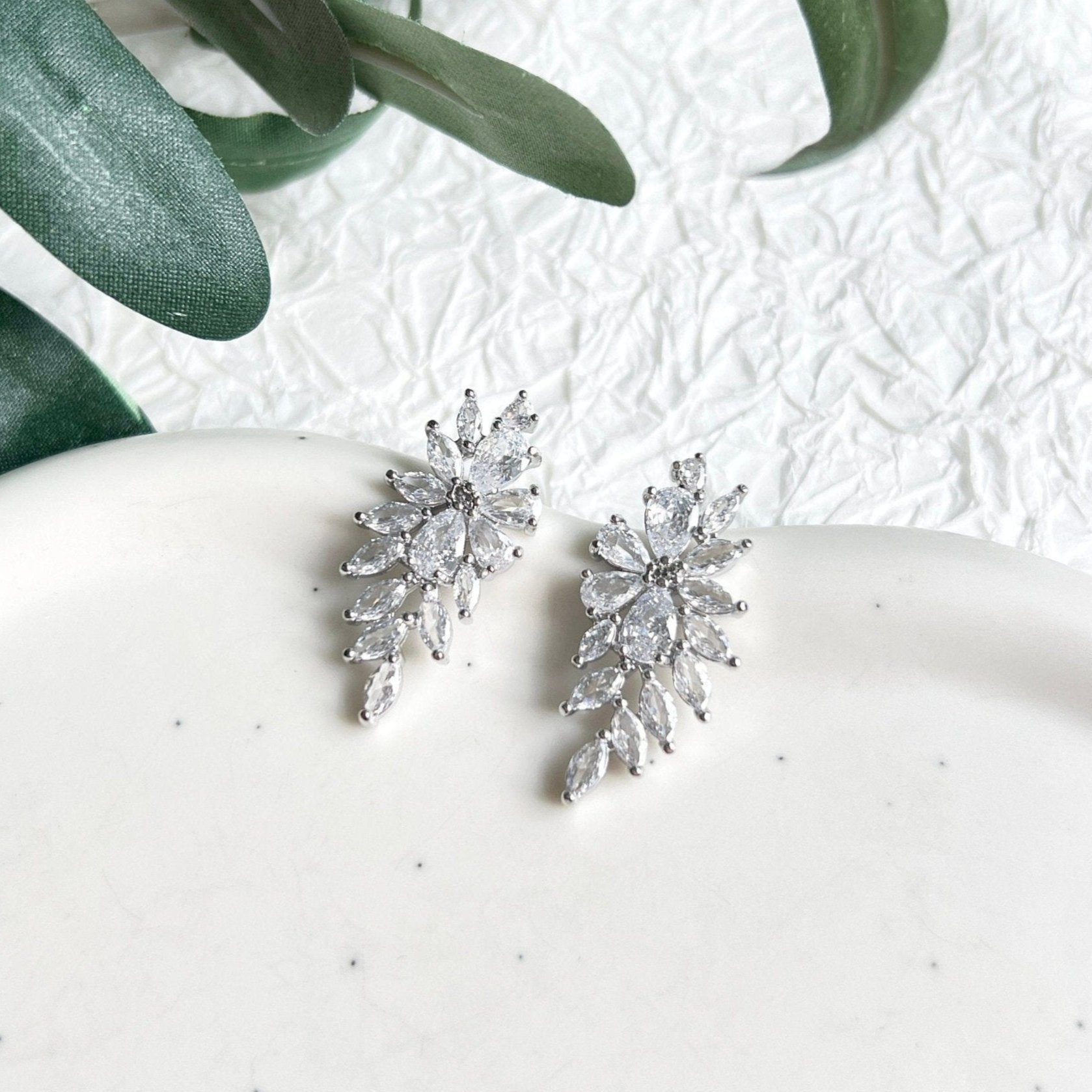 Ohrringe, Silber, eleganter Brautschmuck, Braut Ohrstecker, funkelnde Brautohrringe