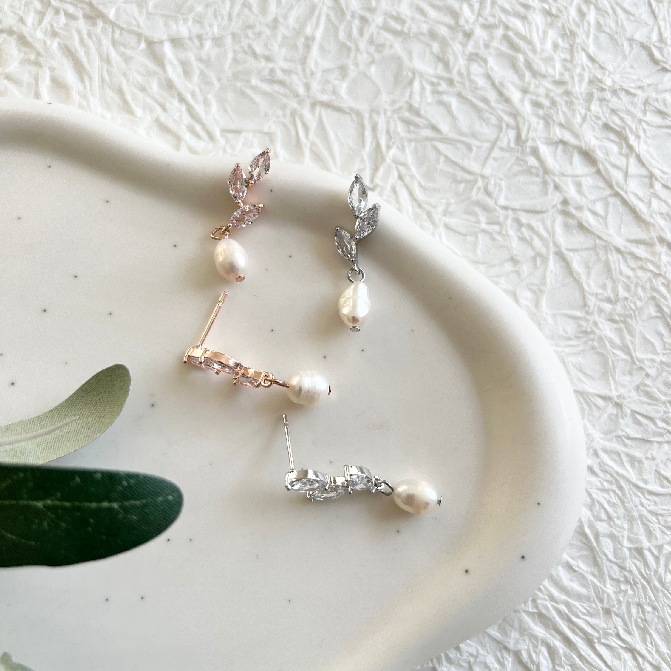 Braut Ohrringe, Roségold, Silber, Perlenschmuck, funkelnder Brautschmuck, Hochzeit - Silber-Ohrringe-Schmuckblüte