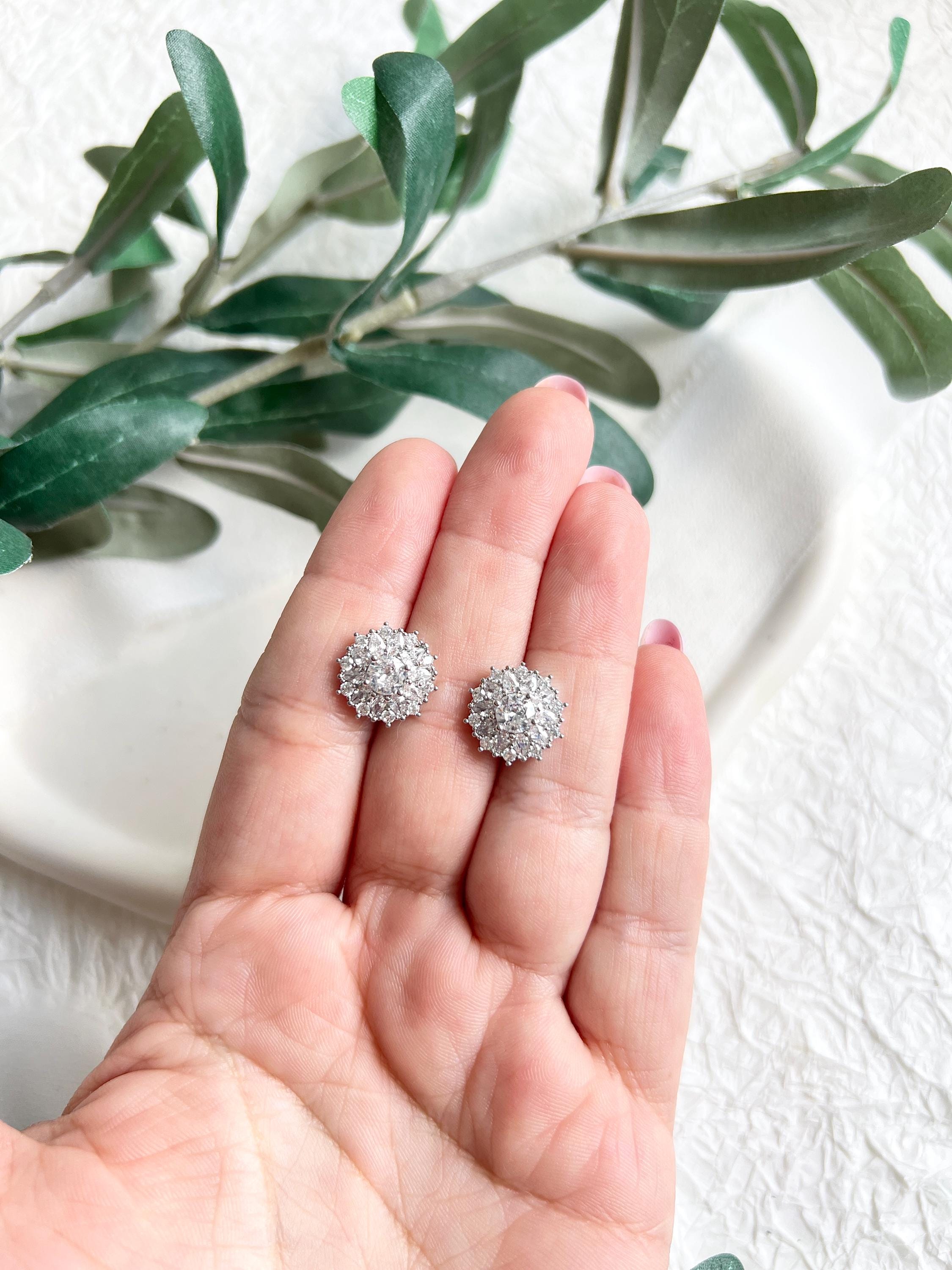 Ohrstecker, Silber, Brautohrringe, silberne Ohrringe, glänzender Brautschmuck, Schmuck Hochzeit, feiner Ohrschmuck, Braut, Brautjungfer, Trauzeugin