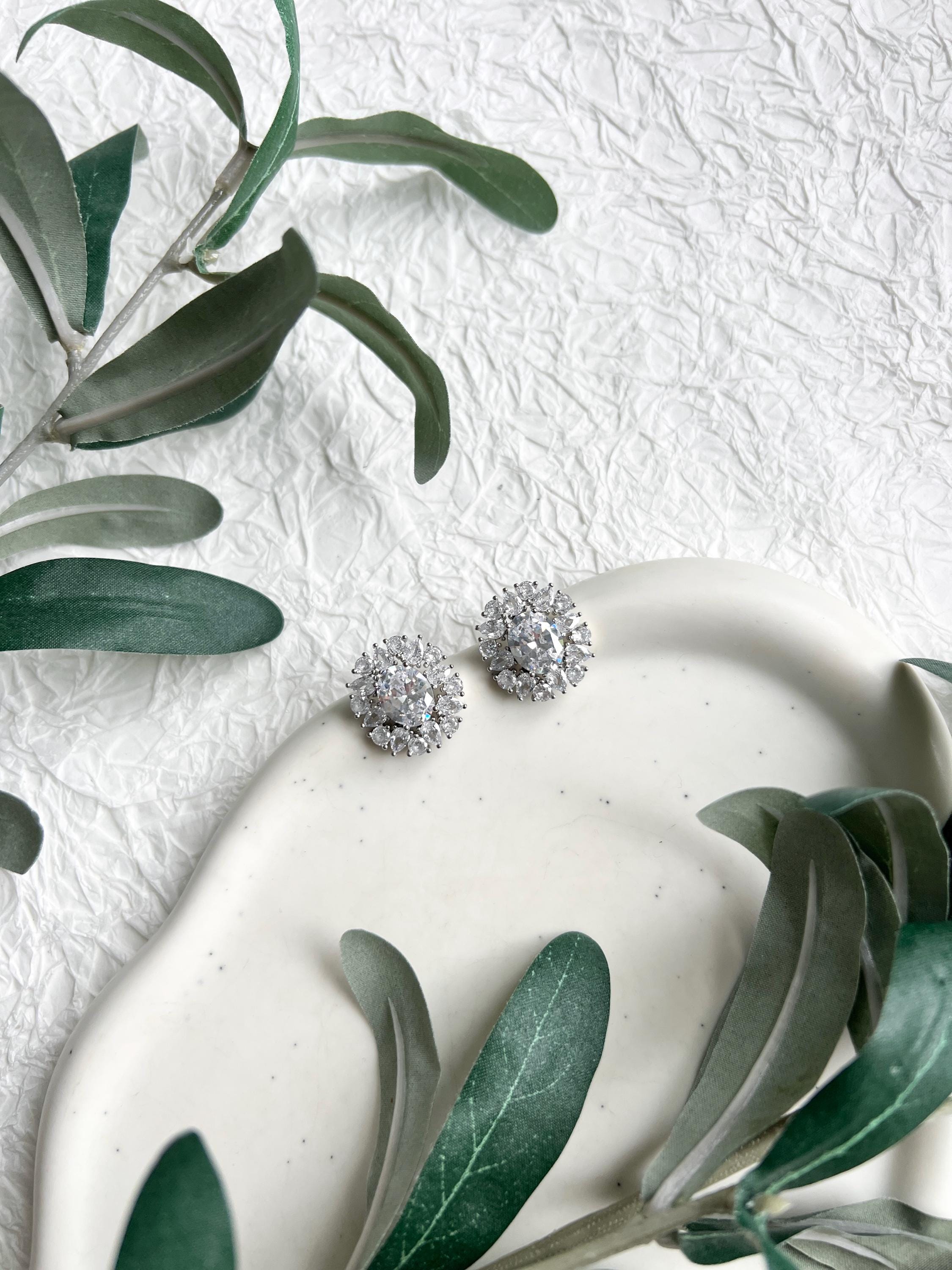 Ohrstecker, Silber, Brautohrringe, silberne Ohrringe, glänzender Brautschmuck, Schmuck Hochzeit, feiner Ohrschmuck, Braut, Brautjungfer, Trauzeugin