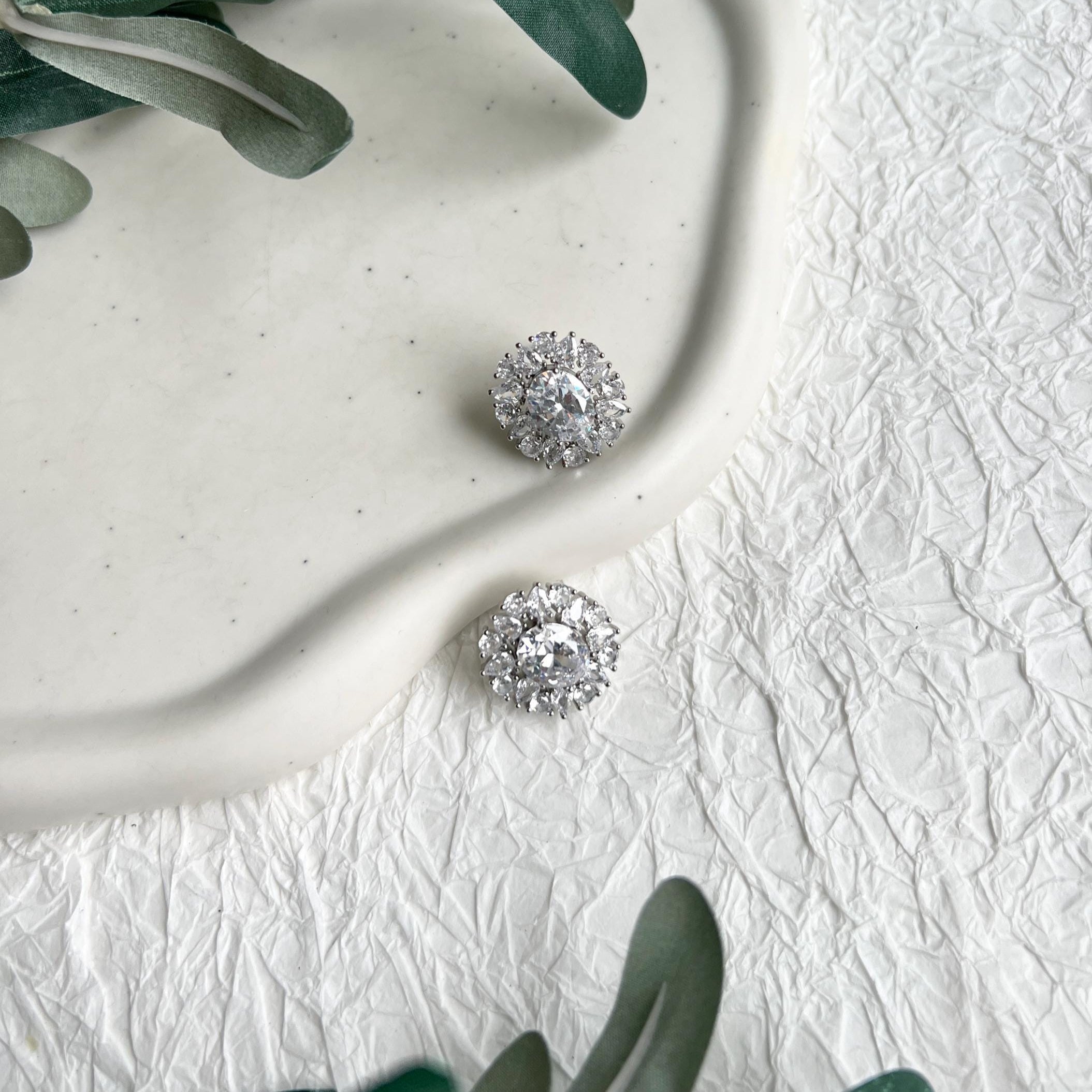 Ohrstecker, Silber, Brautohrringe, silberne Ohrringe, glänzender Brautschmuck, Schmuck Hochzeit, feiner Ohrschmuck, Braut, Brautjungfer, Trauzeugin