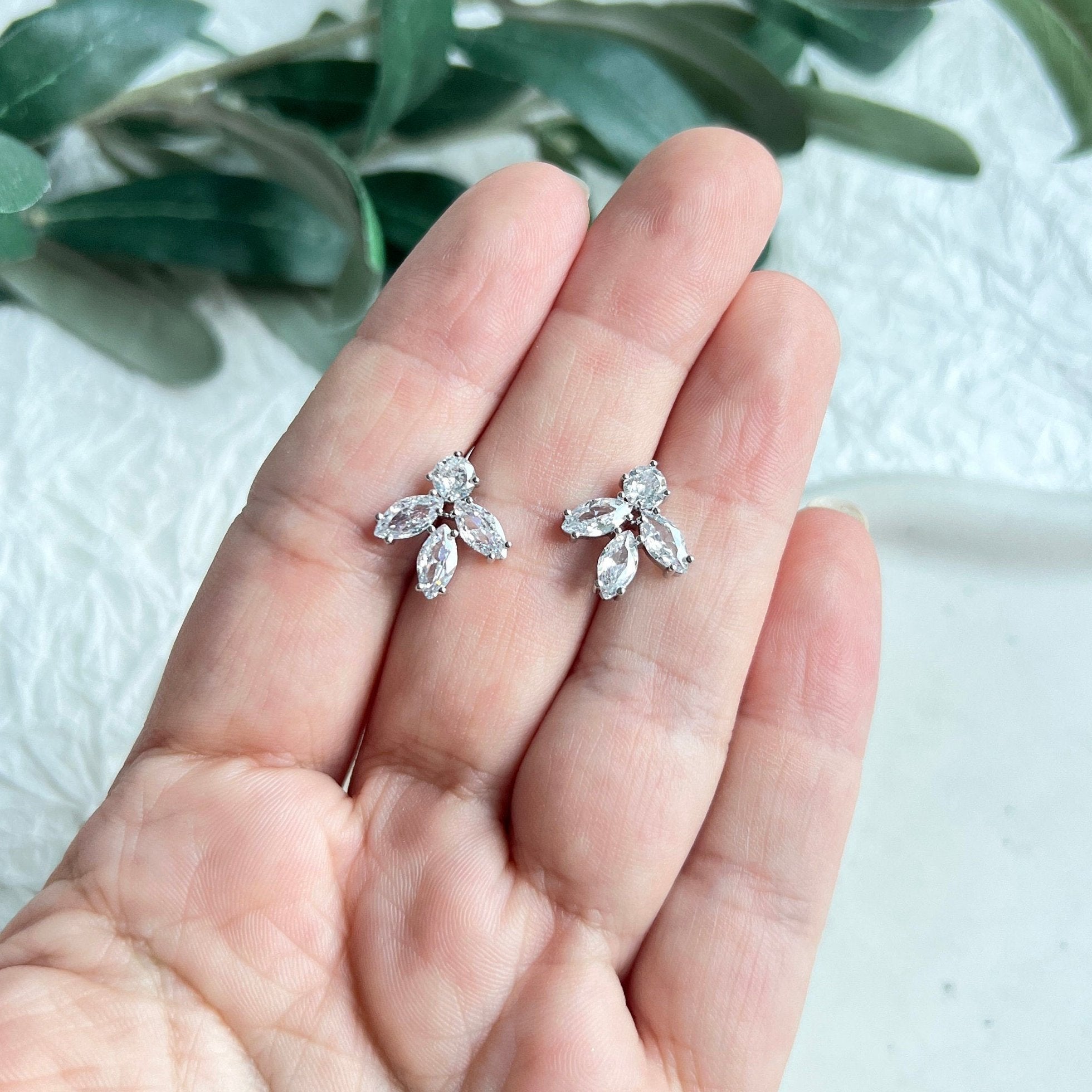 funkelnde Ohrstecker, Silber, silberne Ohrringe, Standesamt, feiner Brautschmuck, Brautohrringe