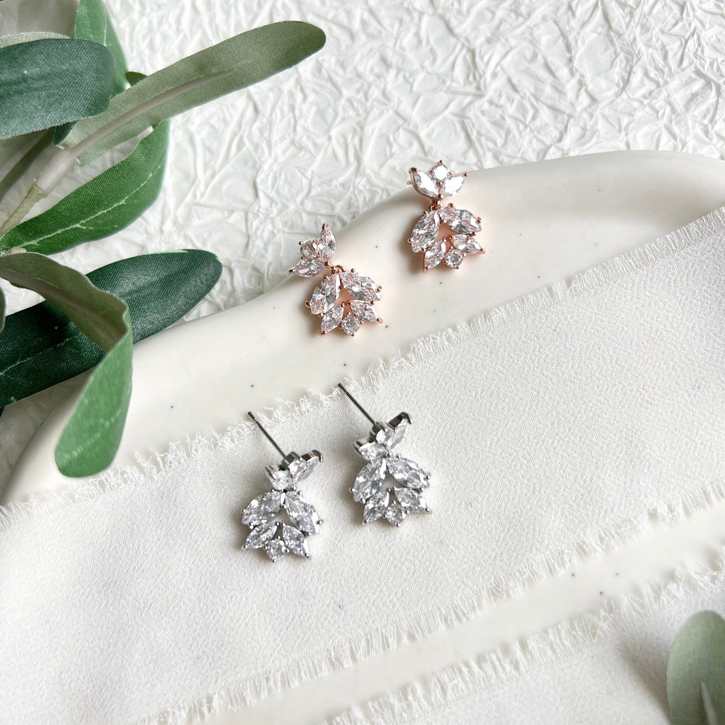 Braut Ohrringe, funkelnde Cubic Zirconia Steine, Silber oder Roségold, elegante - Roségold-Ohrringe-Schmuckblüte