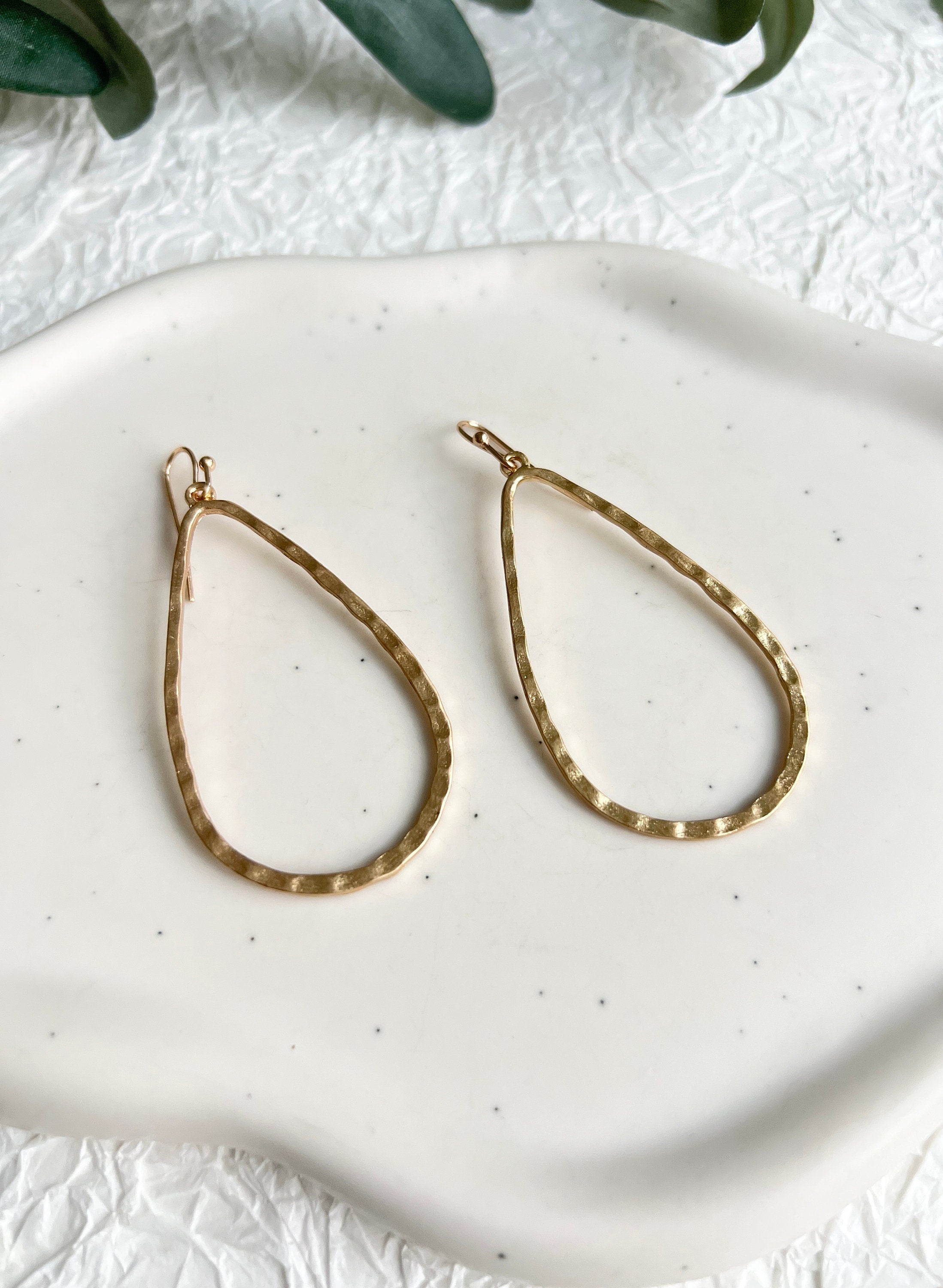 Braut Ohrringe gold, Ovale Hängeohrringe, eleganter Ohrschmuck, lange Brautohrringe, moderner-Ohrringe-Schmuckblüte