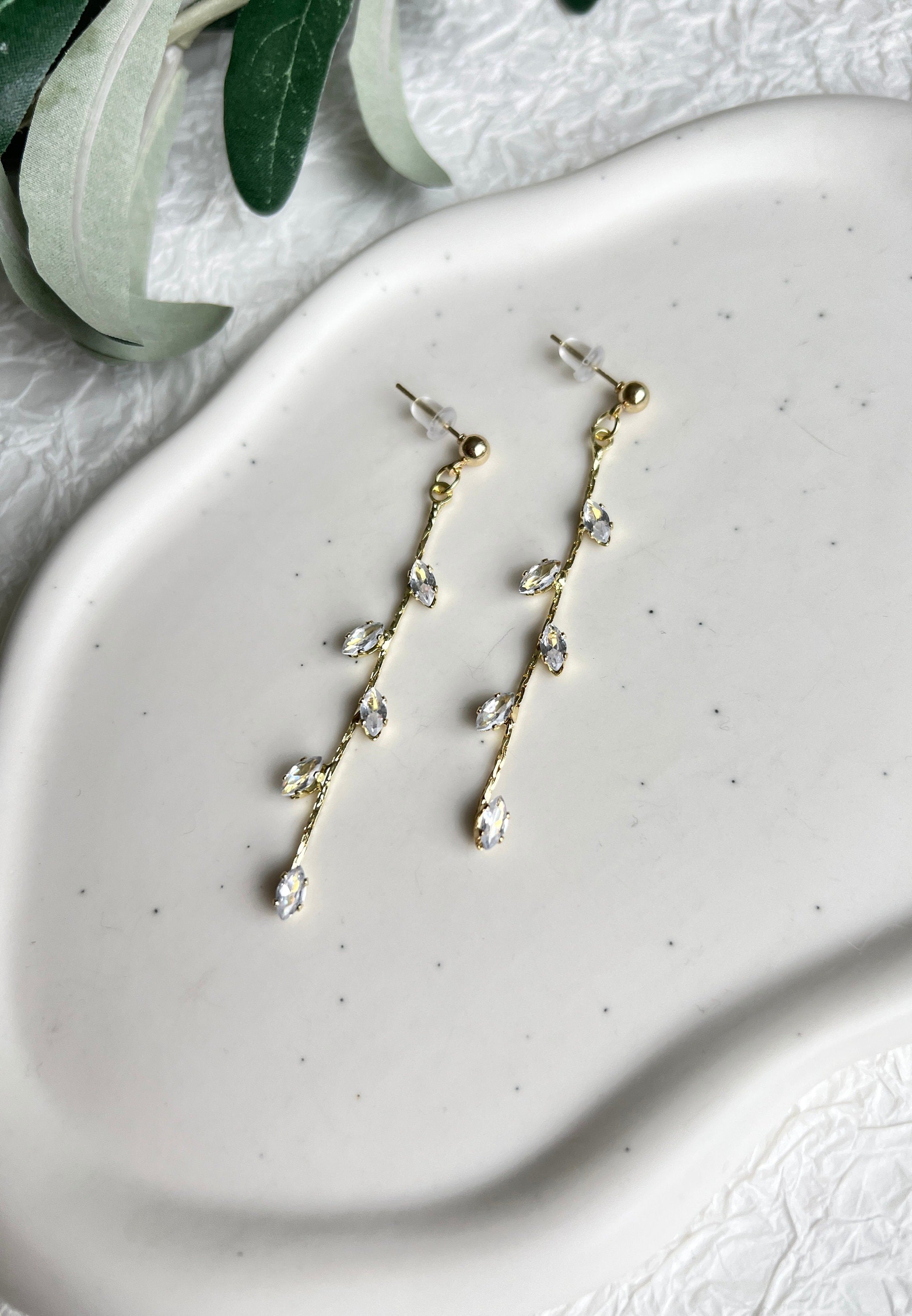 Braut Ohrringe, gold, funkelnde Hängeohrringe, Tropfen, Brautschmuck, glitzernde Cubic Zirconia-Ohrringe-Schmuckblüte