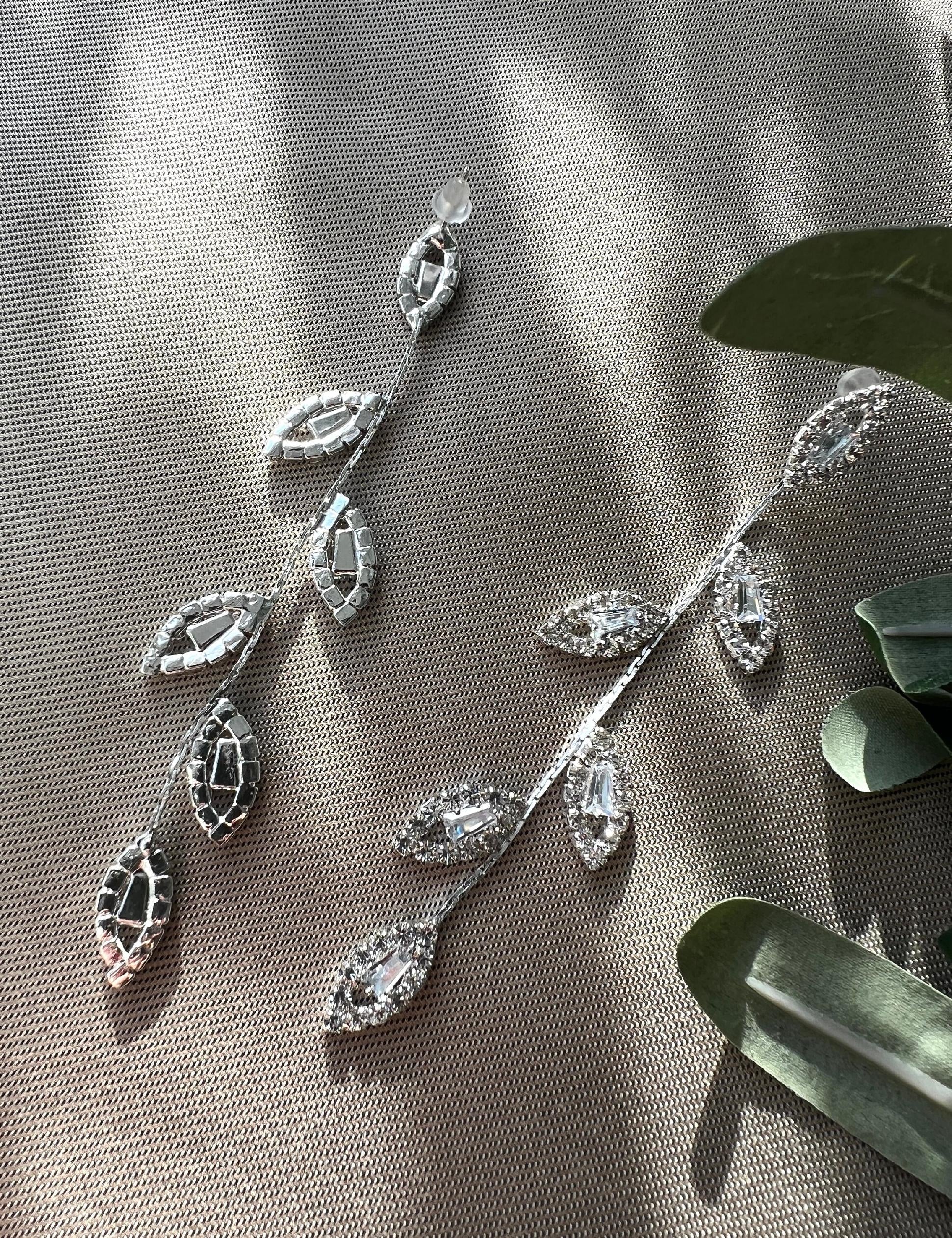 Braut Ohrringe - silber und gold - funkelnde Hängeohrringe, Tropfenohrringe, Brautschmuck, glitzernde Zirkonia Steine, Hochzeit Schmuck - Silver-Ohrringe-Schmuckblüte