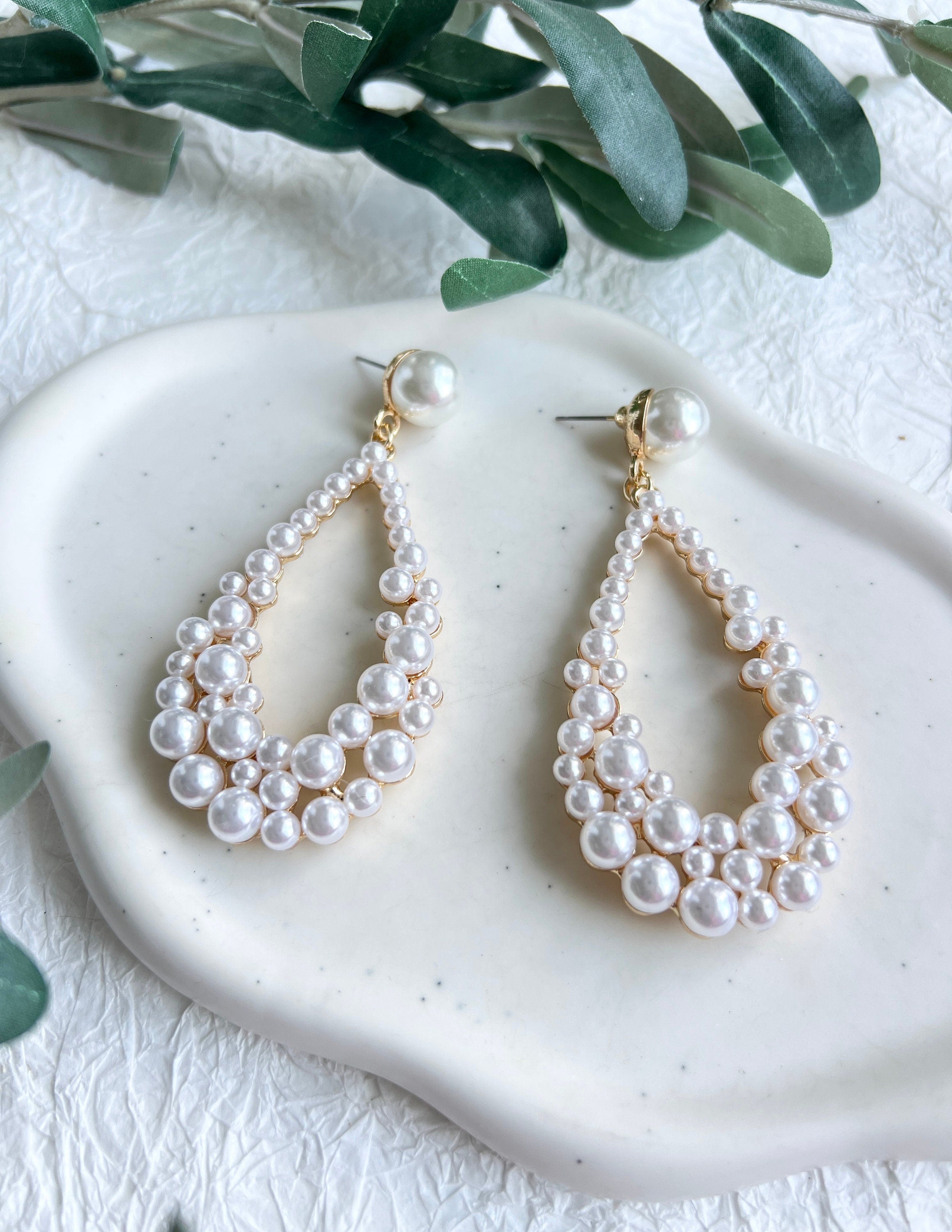 Große Perlenohrringe, Ohrringe, Schmuck Hochzeit, Brautohrringe, Standesamt, Perlenschmuck, Gold, weiße Perlen, Hängeohrringe