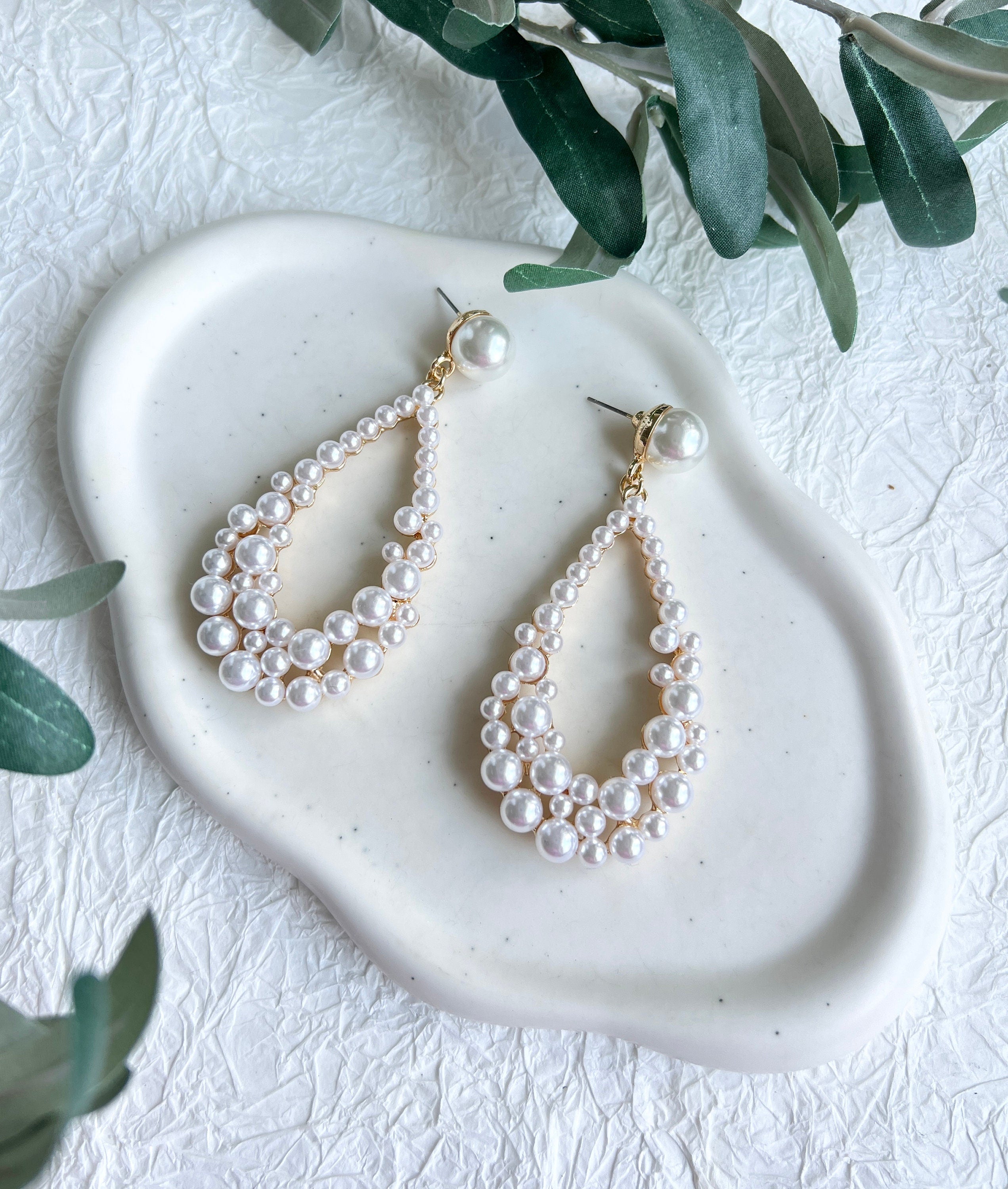 Große Perlenohrringe, Ohrringe, Schmuck Hochzeit, Brautohrringe, Standesamt, Perlenschmuck, Gold, weiße Perlen, Hängeohrringe
