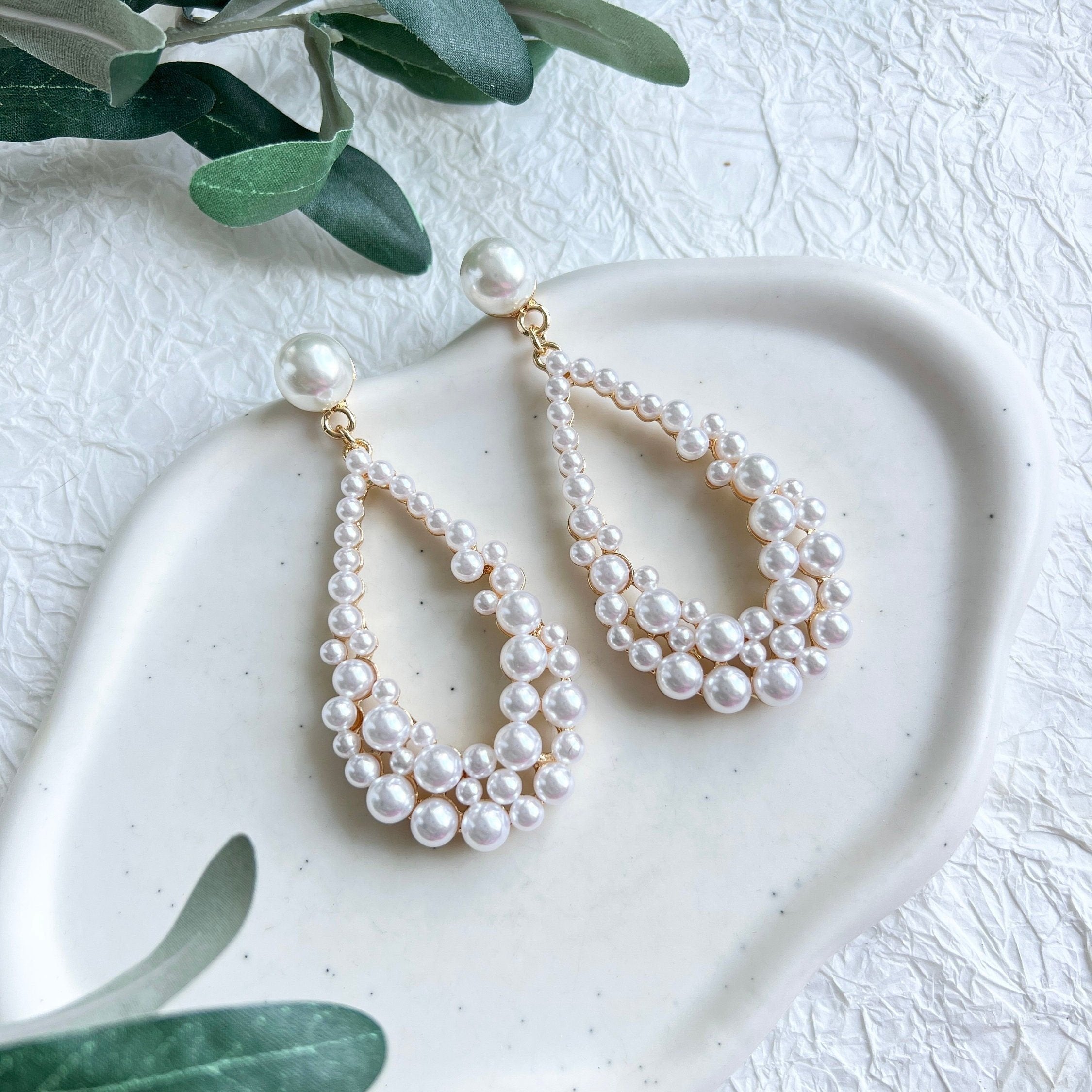 Große Perlenohrringe, Ohrringe, Schmuck Hochzeit, Brautohrringe, Standesamt, Perlenschmuck, Gold, weiße Perlen, Hängeohrringe
