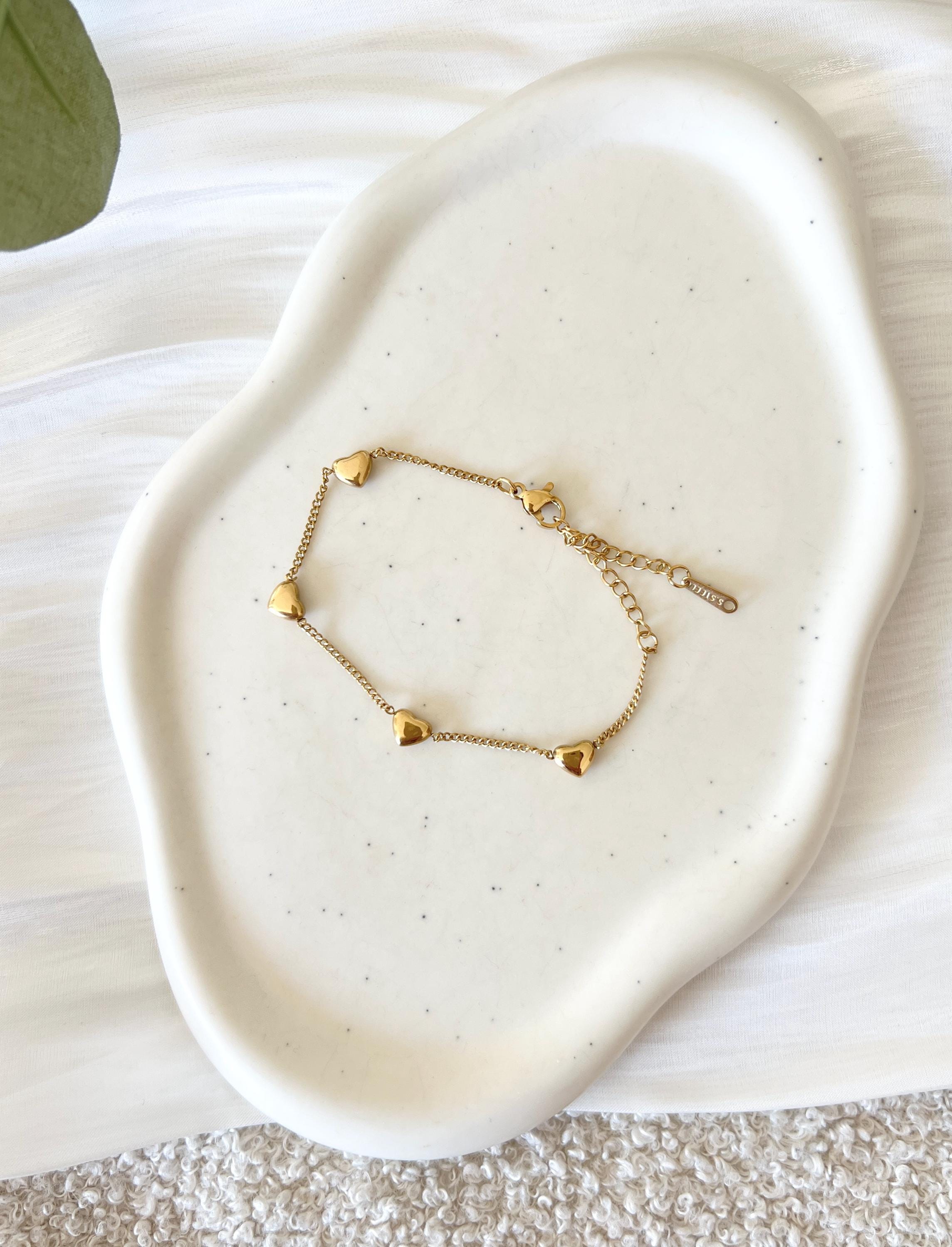 Goldenes Armband mit feinen Herzen, elegantes Brautarmband, Gold, Geschenk fuer Sie, Damenschmuck, edeler Brautschmuck, Herz, Weihnachtsgeschenk, Geburtstagsgeschenk, Trauzeugin, Schmuck Hochzeit