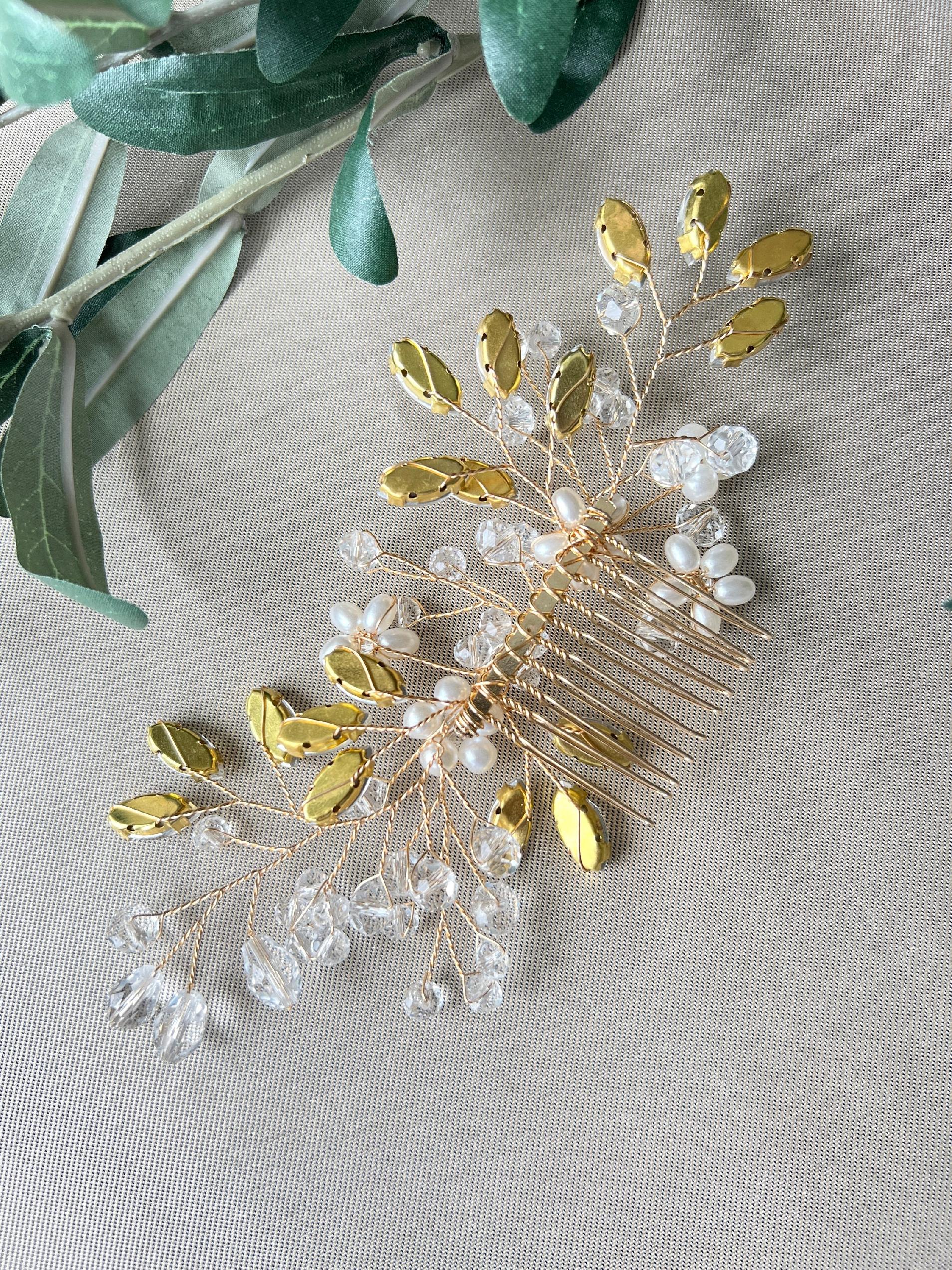 Brauthaarschmuck Haarkamm Blumen Perlen goldener Haarschmuck Hochzeit Braut Kopfschmuck Brautfrisur-Brauthaarschmuck-Schmuckblüte