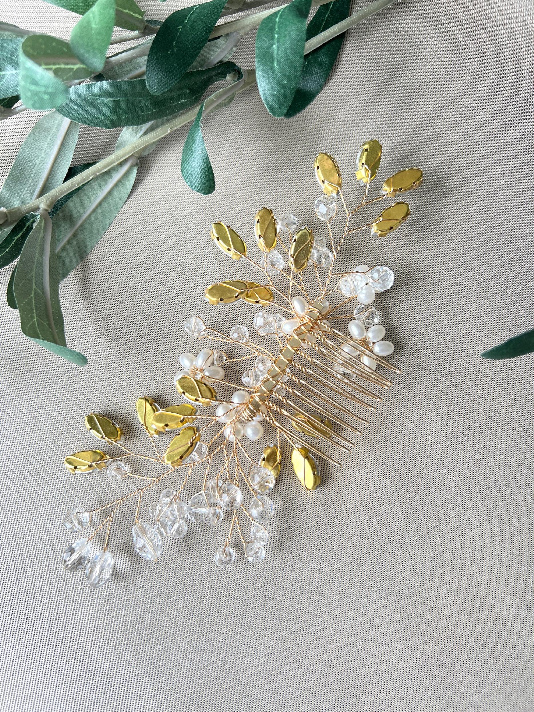 Brauthaarschmuck Haarkamm Blumen Perlen goldener Haarschmuck Hochzeit Braut Kopfschmuck Brautfrisur-Brauthaarschmuck-Schmuckblüte