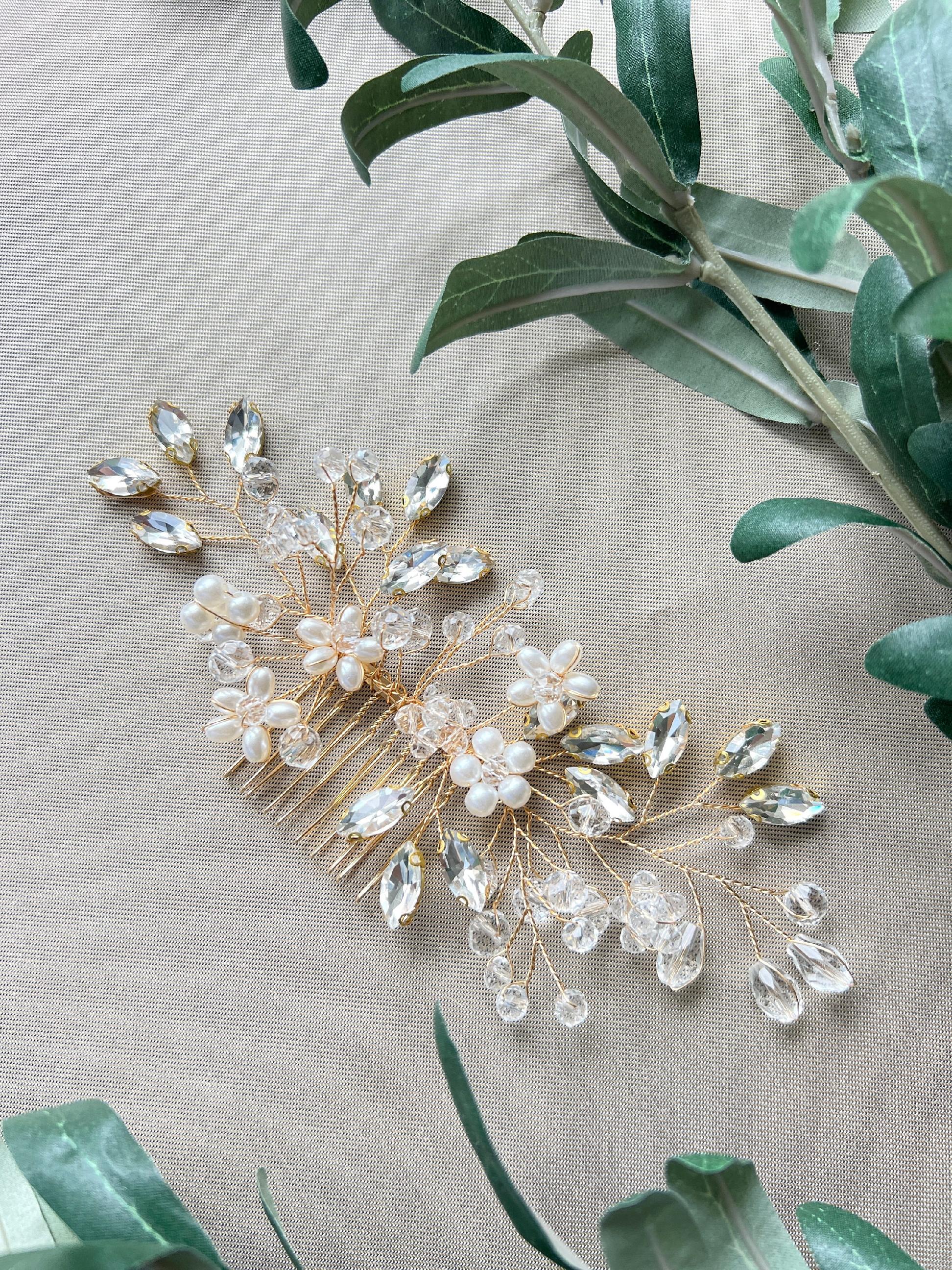 Brauthaarschmuck Haarkamm Blumen Perlen goldener Haarschmuck Hochzeit Braut Kopfschmuck Brautfrisur-Brauthaarschmuck-Schmuckblüte