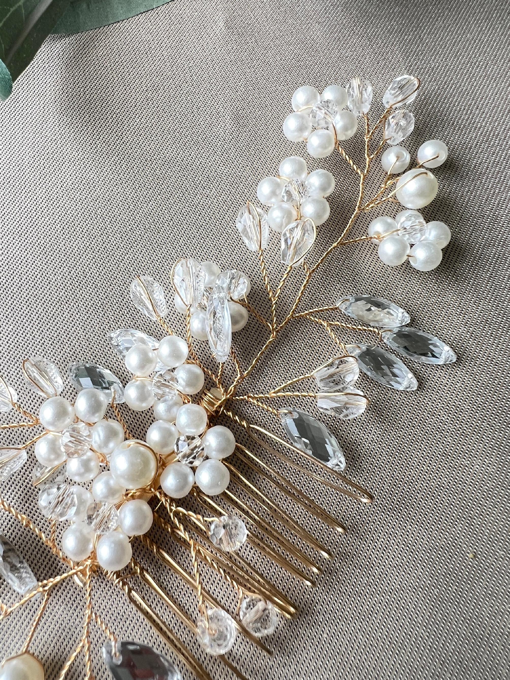 Brauthaarschmuck mit Perlen Blumen Haarkamm in gold-Brauthaarschmuck-Schmuckblüte