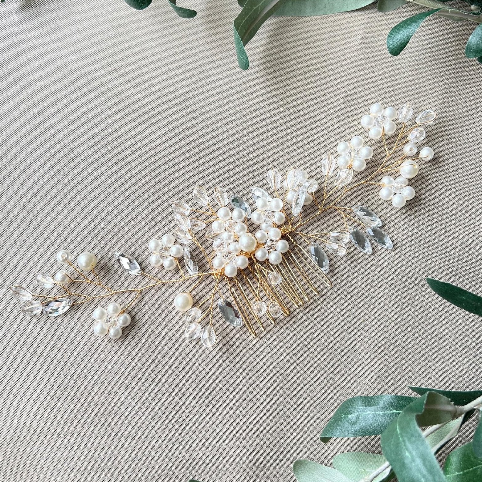 Brauthaarschmuck mit Perlen Blumen Haarkamm in gold-Brauthaarschmuck-Schmuckblüte