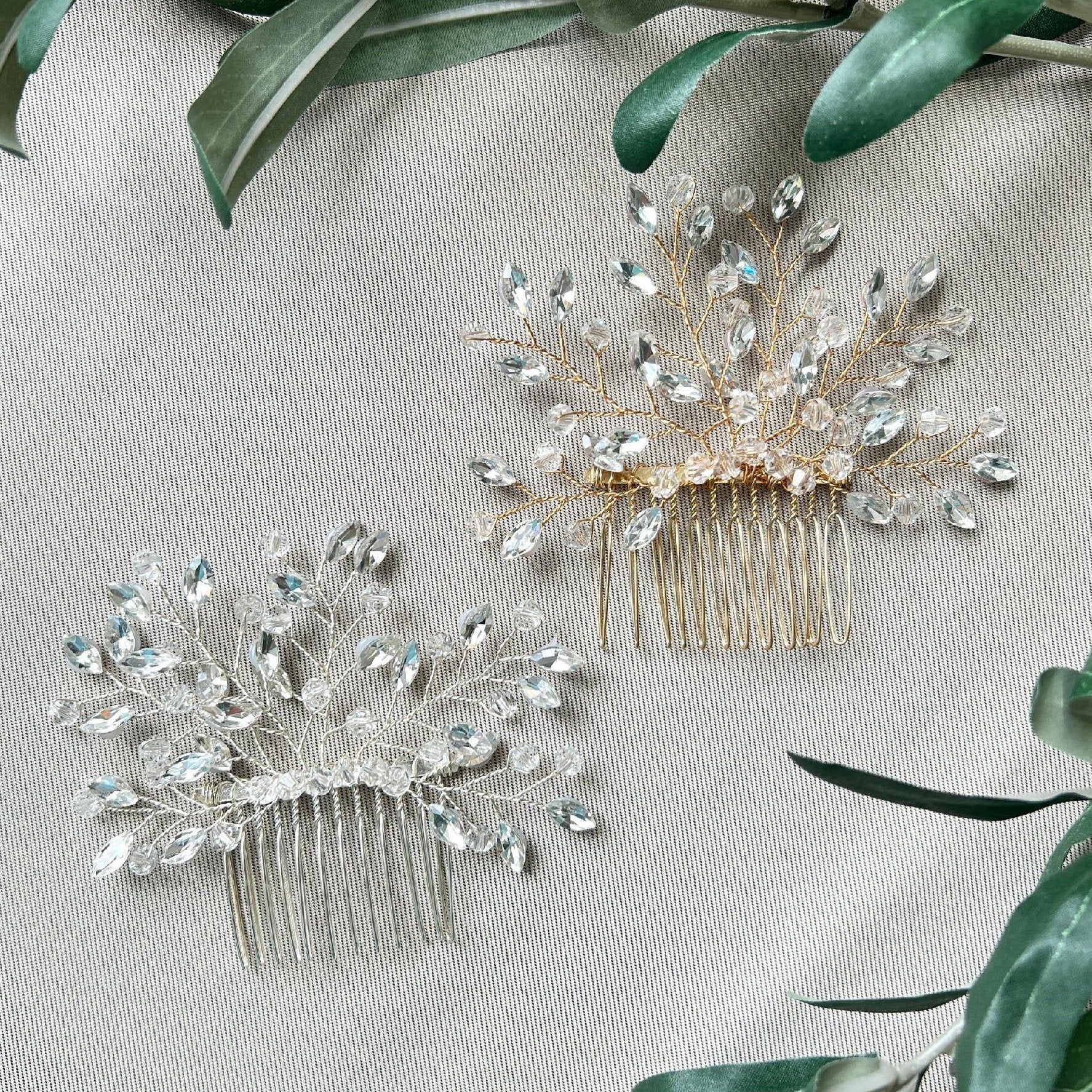 Brauthaarschmuck silber o. gold, Haarkamm gold, Haarkamm silber, Brautschmuck Hochzeitsschmuck Brautfrisur Juwelierdraht Hochzeit - Gold-Brauthaarschmuck-Schmuckblüte