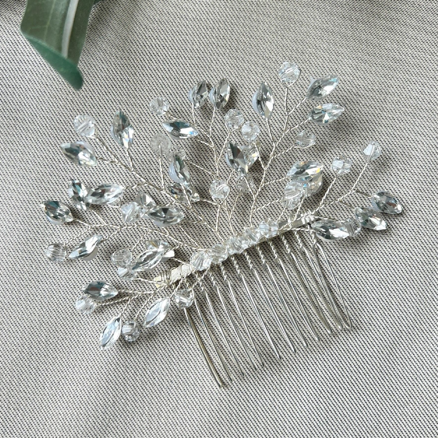 Brauthaarschmuck silber o. gold, Haarkamm gold, Haarkamm silber, Brautschmuck Hochzeitsschmuck Brautfrisur Juwelierdraht Hochzeit - Silver-Brauthaarschmuck-Schmuckblüte
