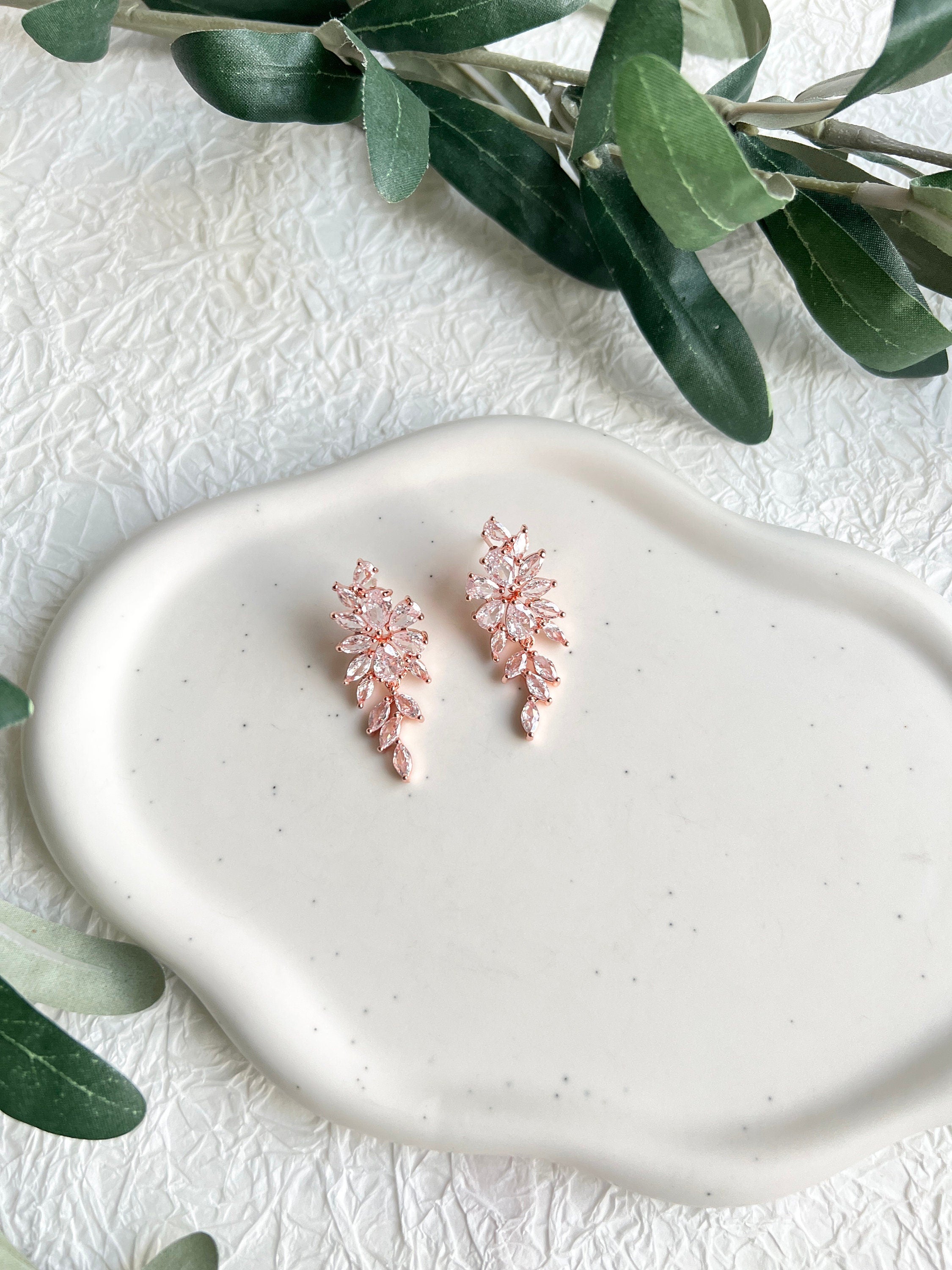 Brautohrringe, Roségold, elegante funkelnde Ohrringe, Brautschmuck, Braut Ohrstecker,-Ohrringe-Schmuckblüte