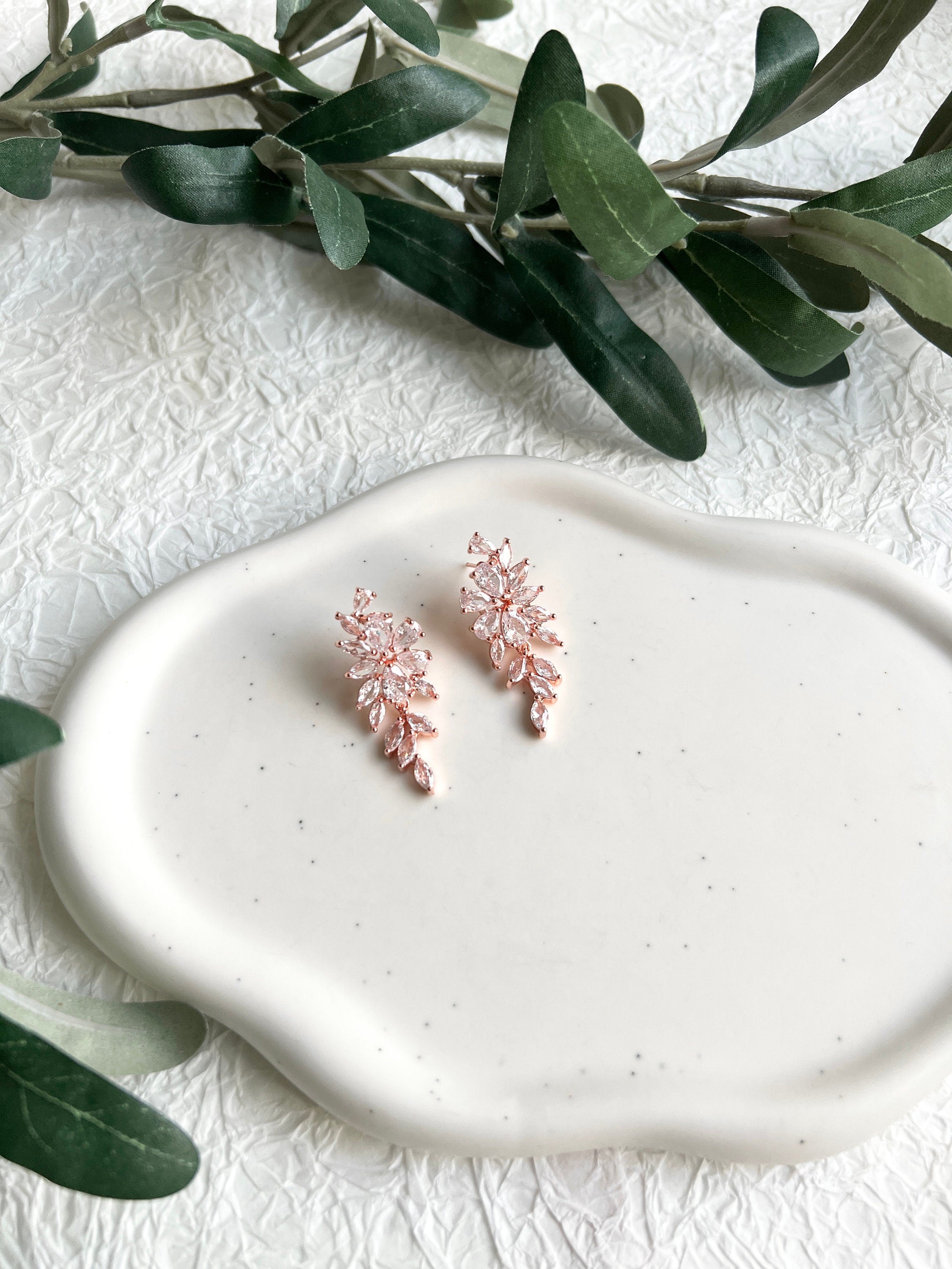 Brautohrringe, Roségold, elegante funkelnde Ohrringe, Brautschmuck, Braut Ohrstecker,-Ohrringe-Schmuckblüte
